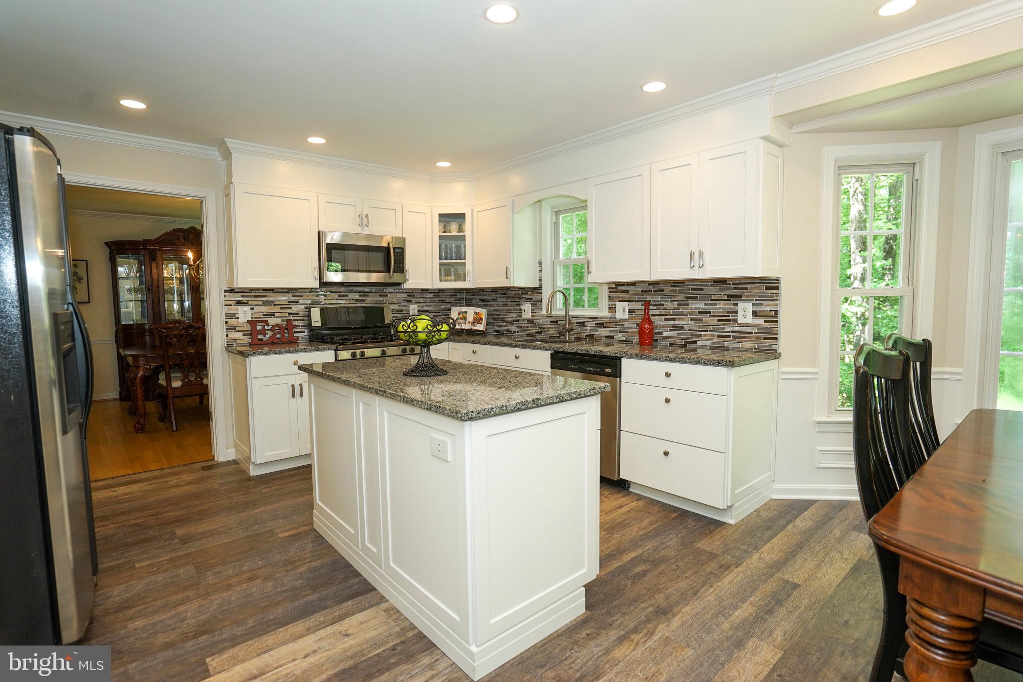 FOX HUNT ESTATES - Residential