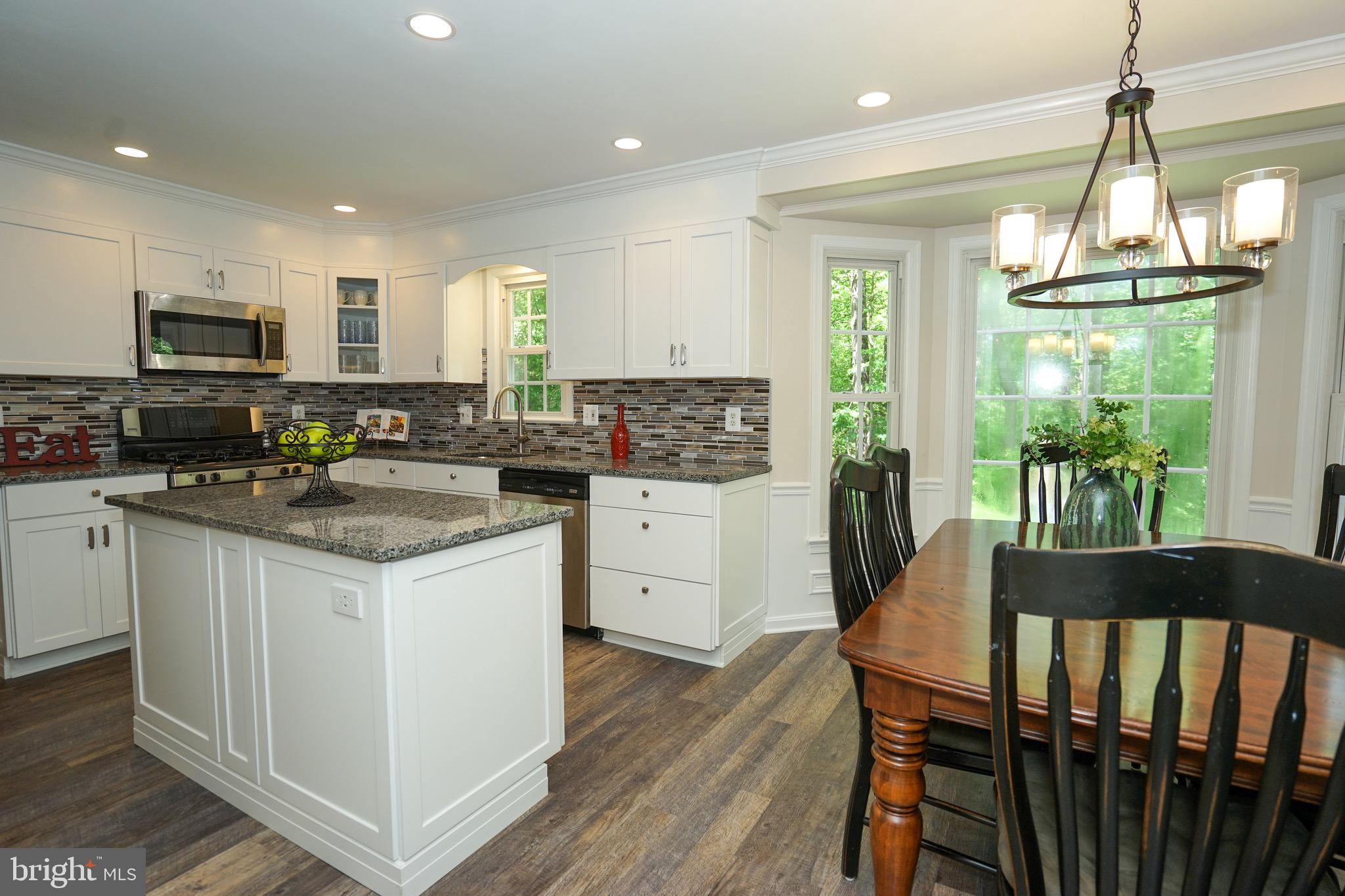 FOX HUNT ESTATES - Residential