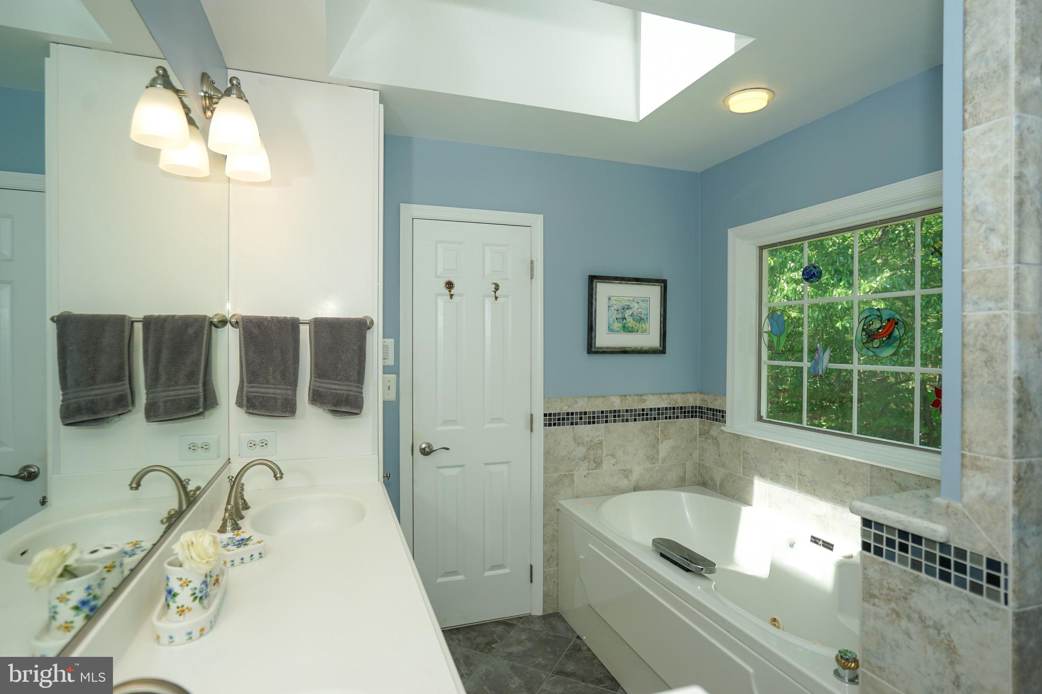 FOX HUNT ESTATES - Residential