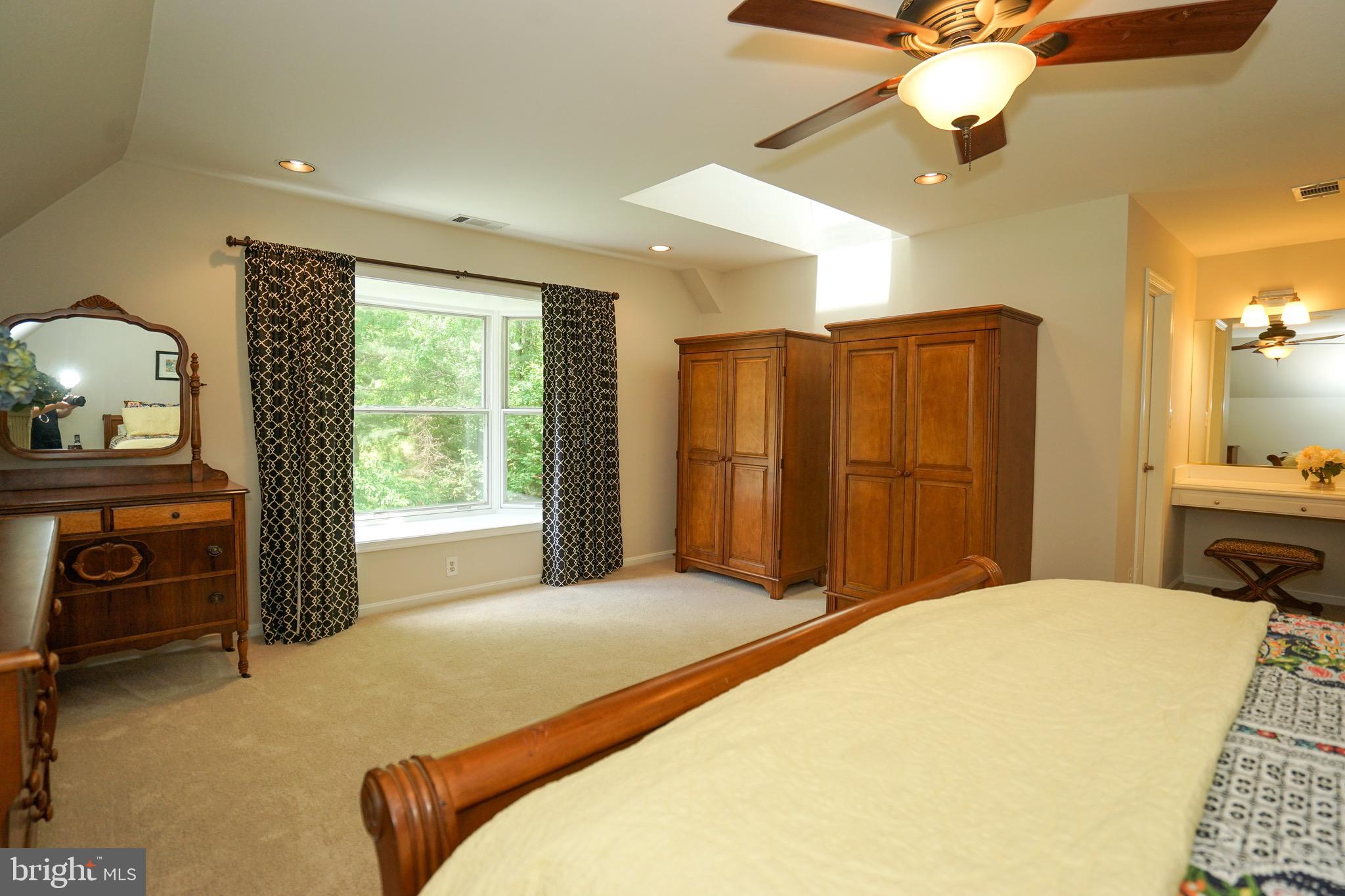 FOX HUNT ESTATES - Residential