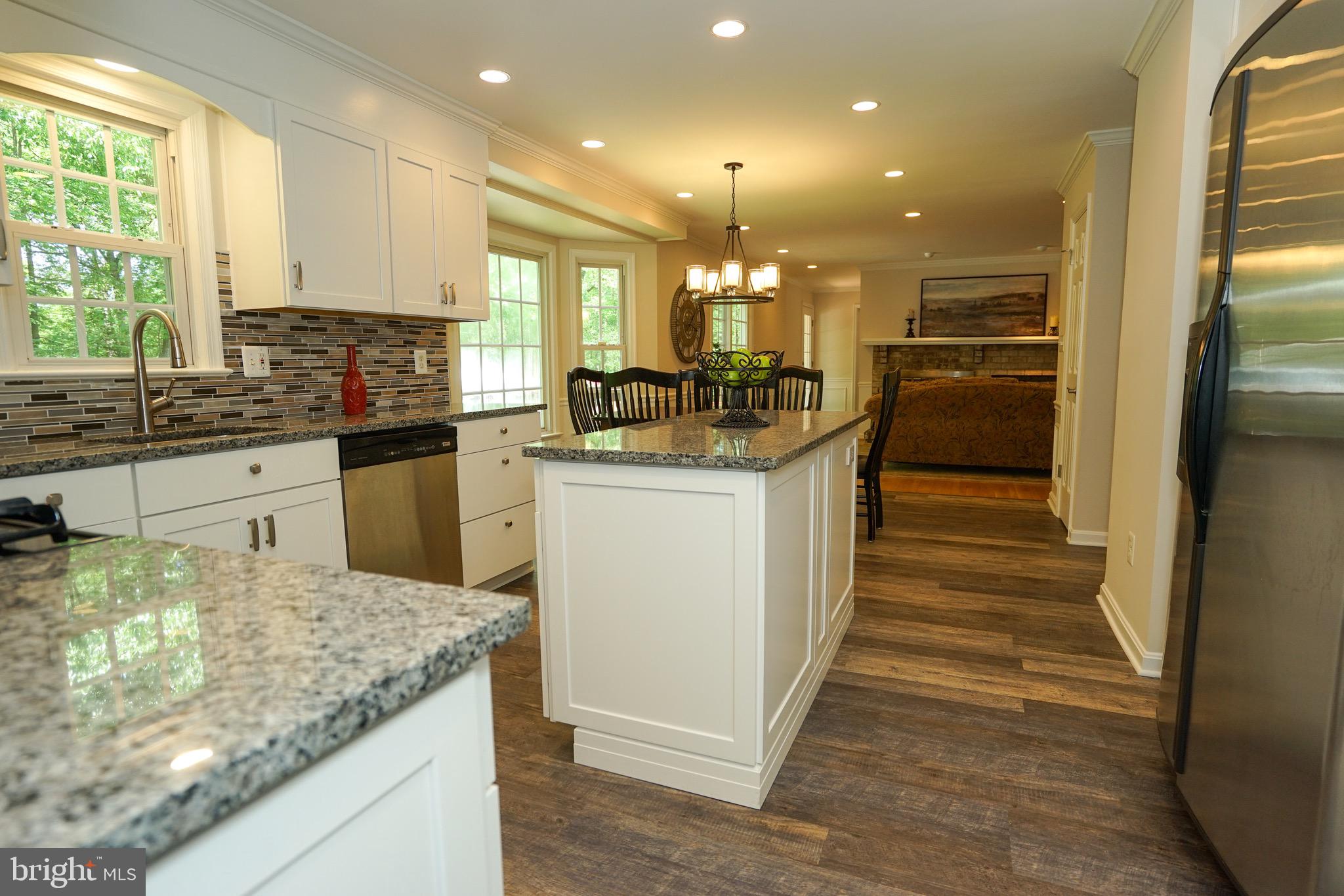 FOX HUNT ESTATES - Residential