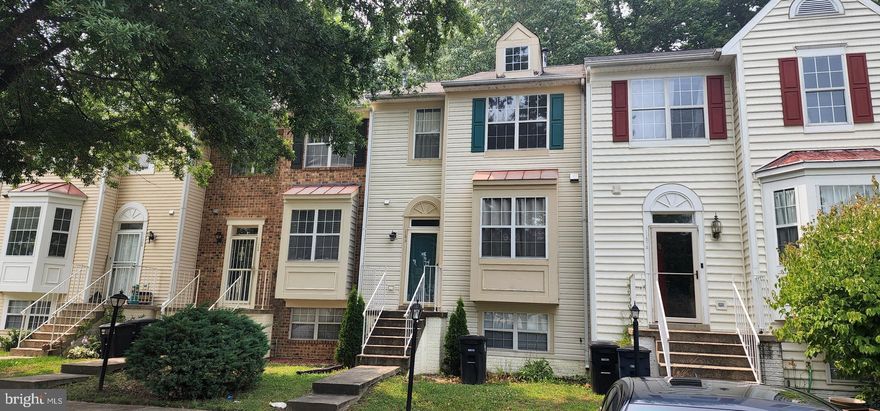 HOME SHOWS WELL THE PROPERTY IS VACANT.  SETTLEMENT AT EMKAY TITLE SOLUTIONS, LLC. 
This home was Renovated in 2019, this 3-level townhouse with a finished basement along with a bonus room in the basement. This townhouse has two master suites with 3.5 baths, a lovely deck, with fence.  Kitchen with Granite top, Stainless steel appliances, Wood flooring. Backs to woods. Convenient location.  Please send me your Highest and Best Offer.  CALL SHOWINGTIME FOR SHOWING