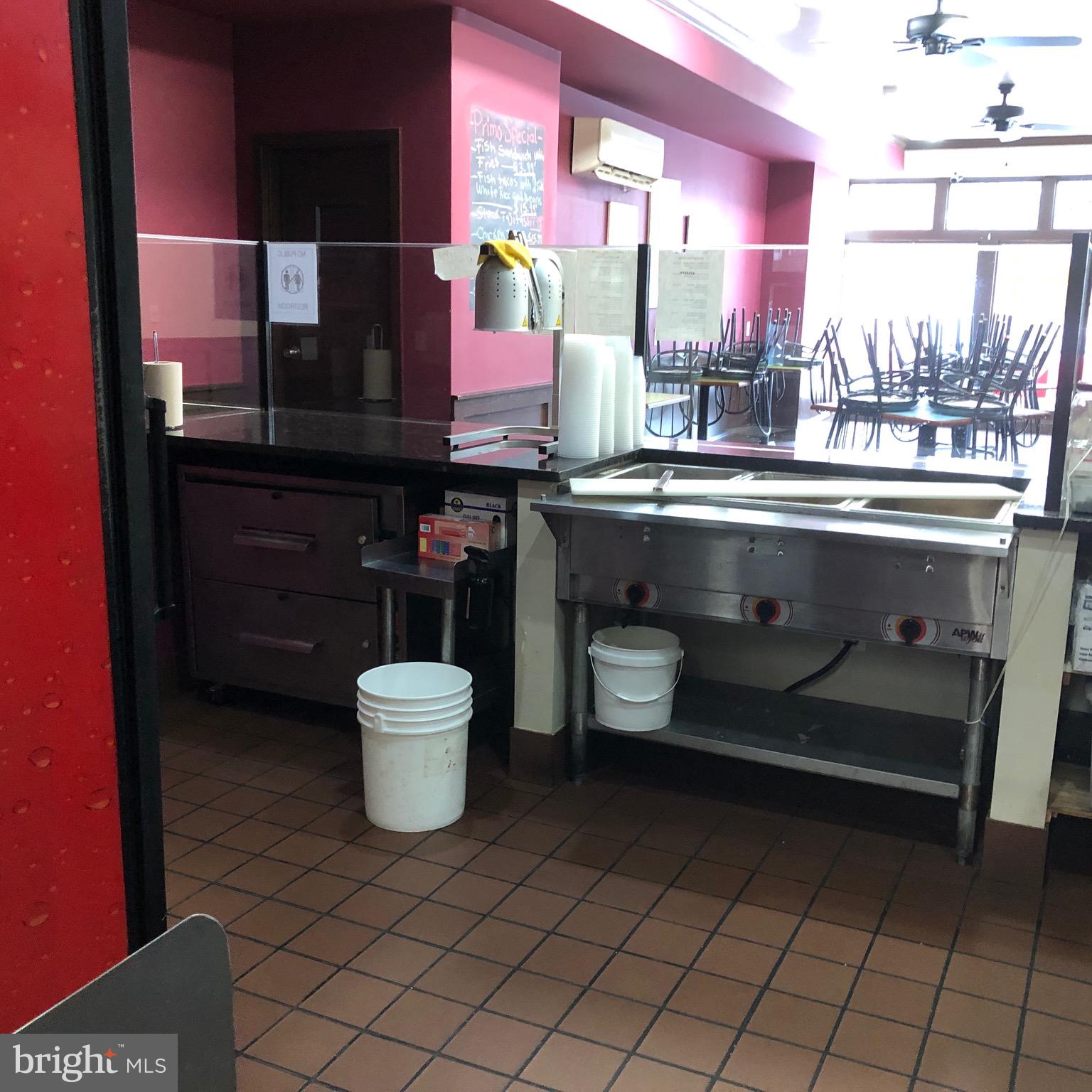 UNION SQUARE - Commercial Sale