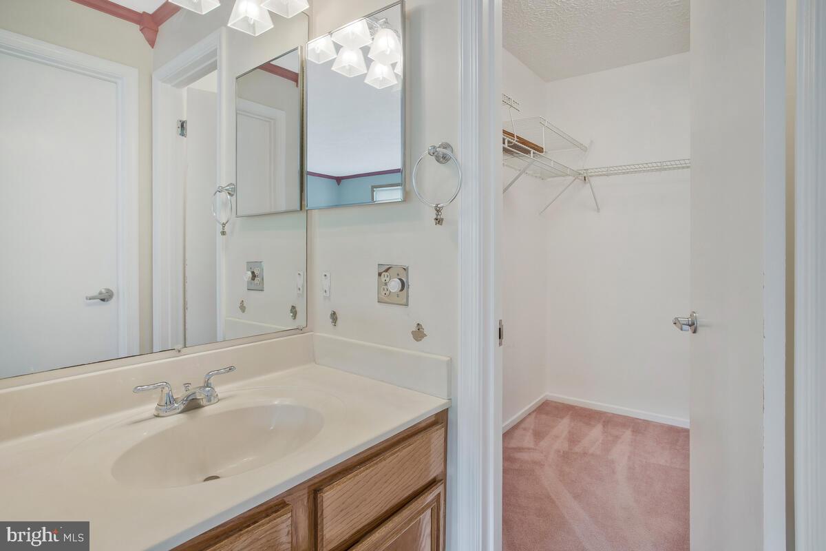 RED FOX FARMS - Residential