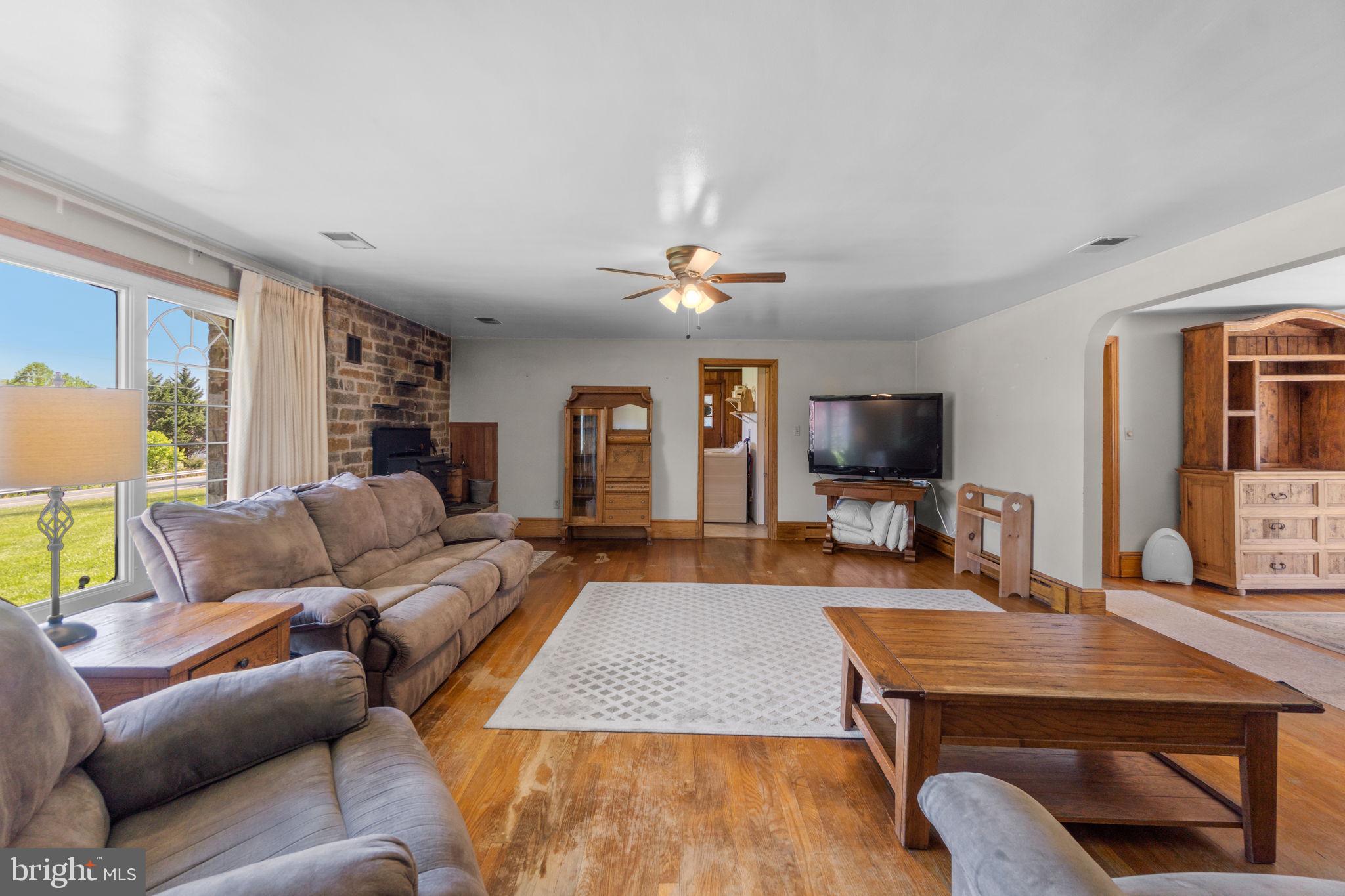 14958 NEW WINDSOR RD