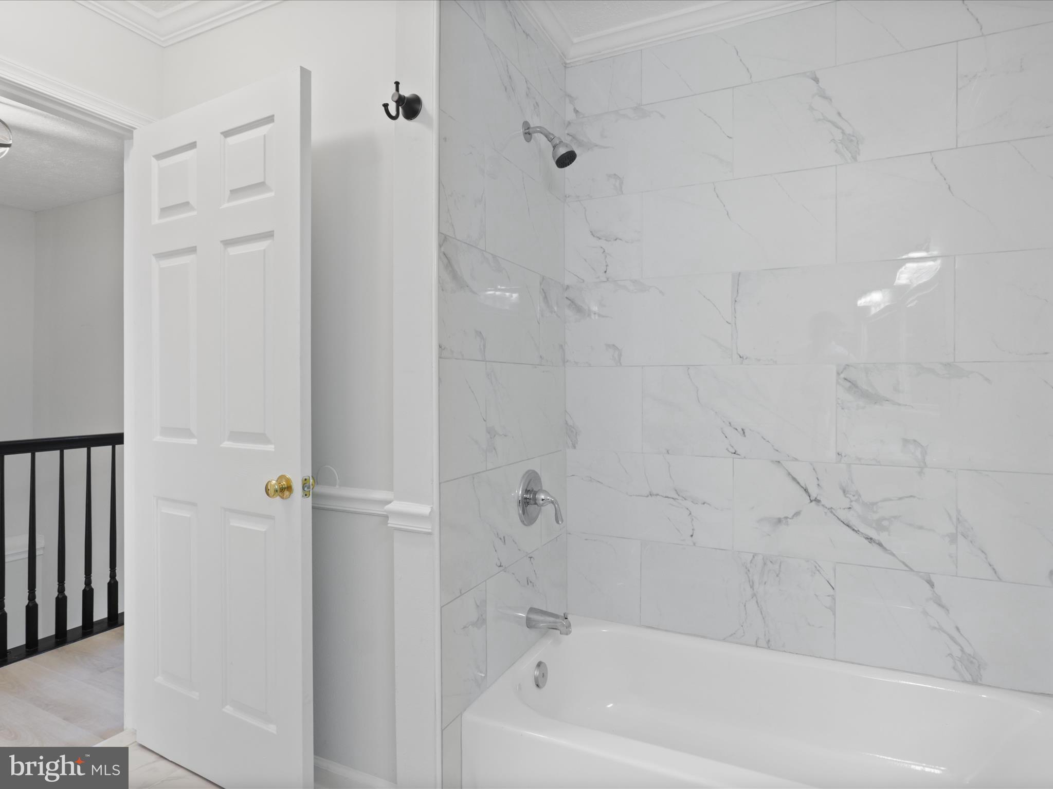 HILLCREST TOWNE - Residential