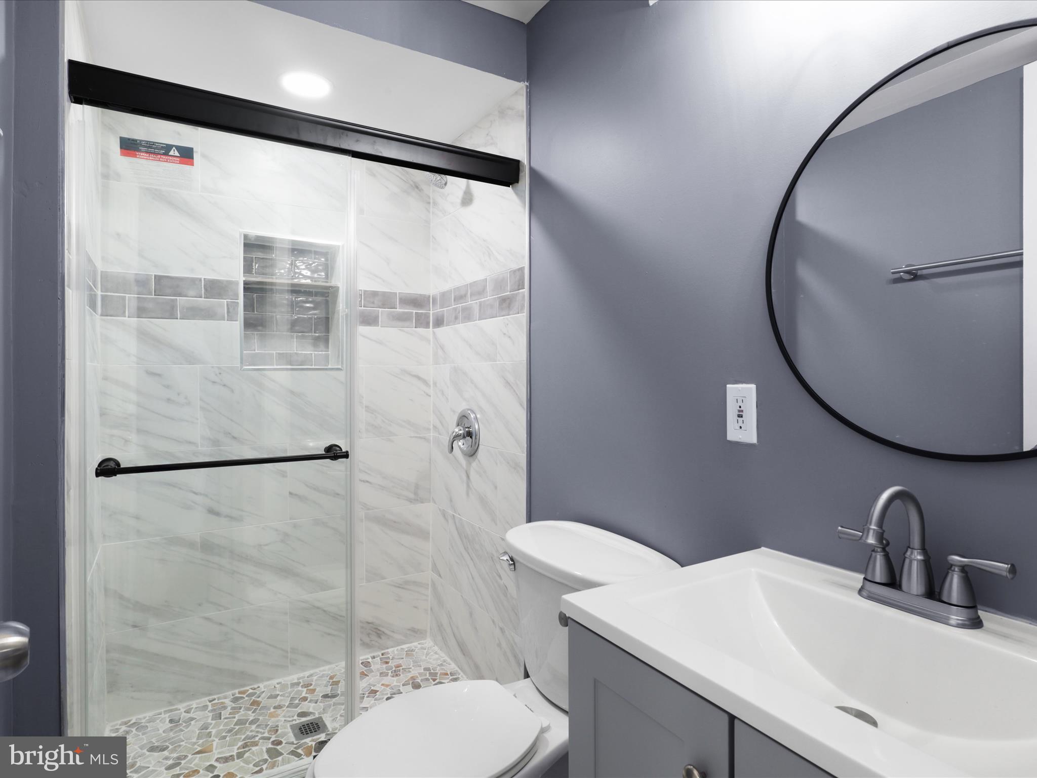 HILLCREST TOWNE - Residential