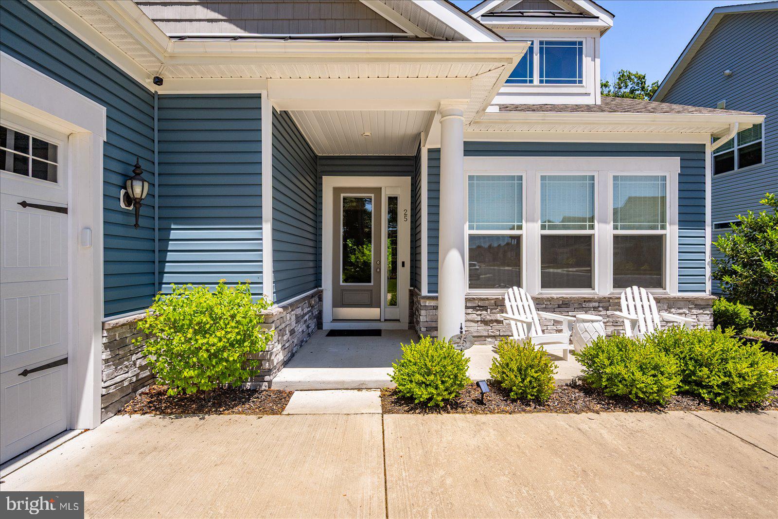 25 MURRELLS COURT