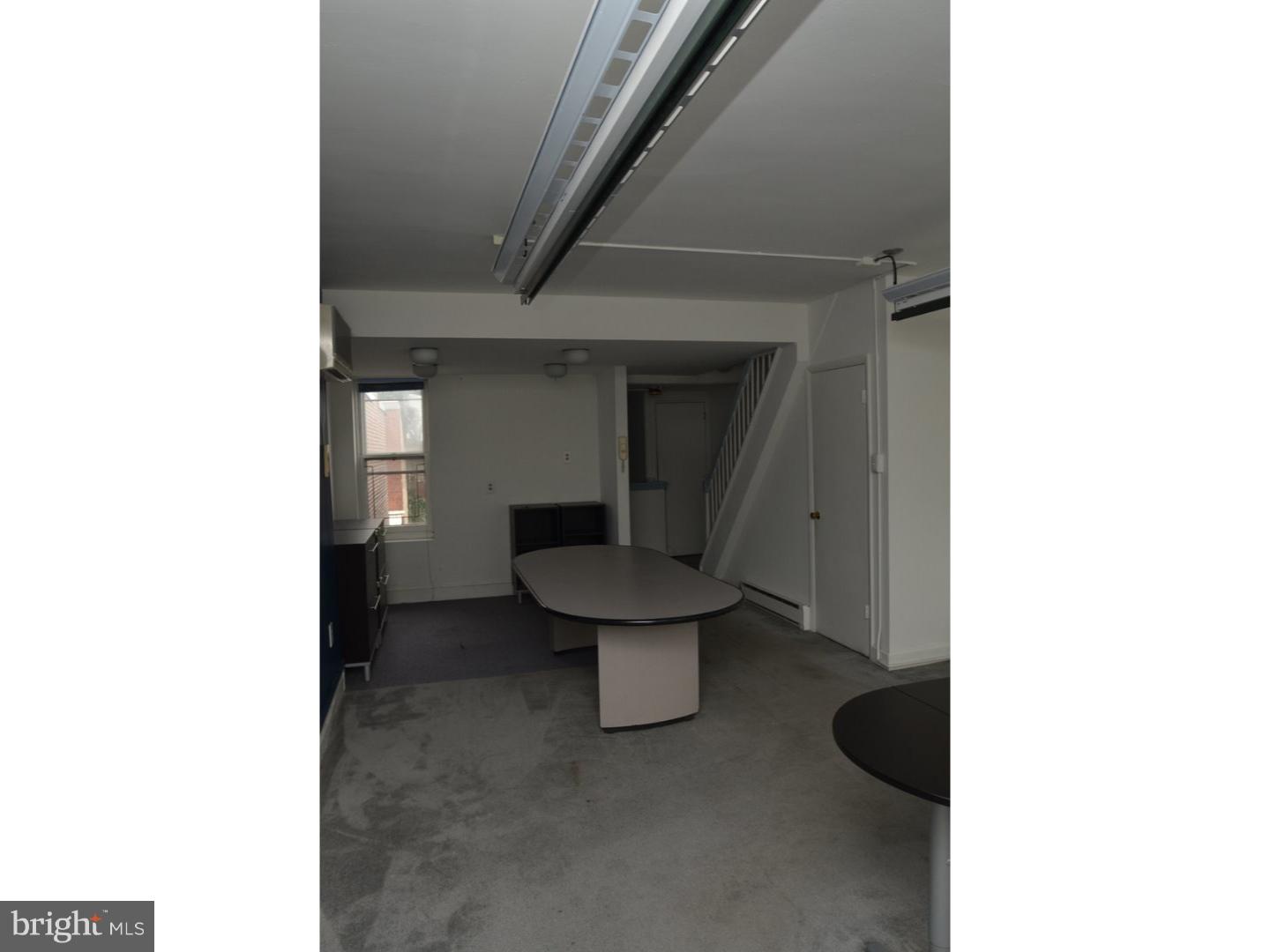 RITTENHOUSE SQUARE - Commercial Sale