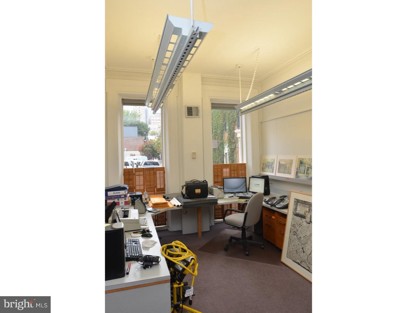 RITTENHOUSE SQUARE - Commercial Sale