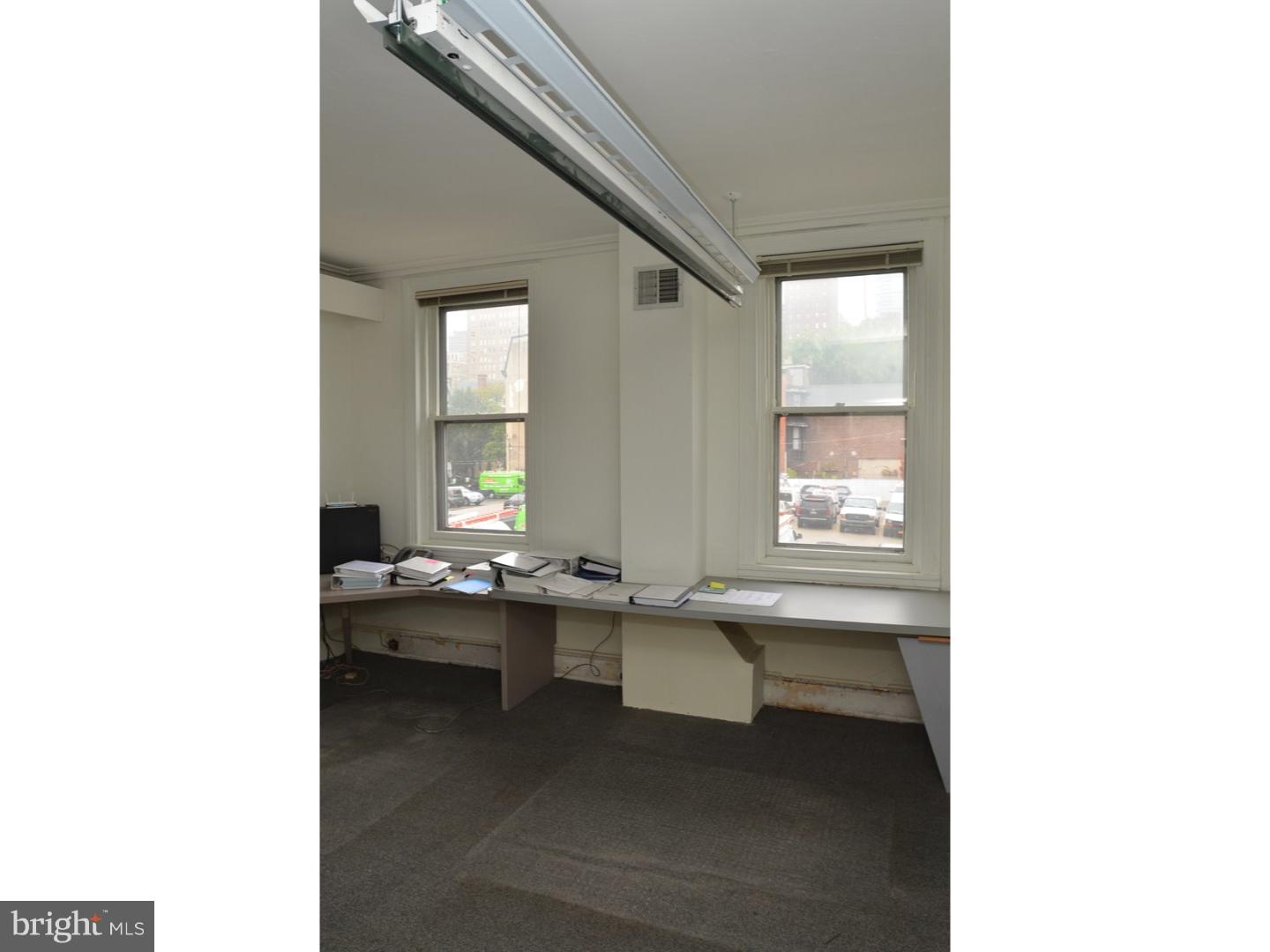 RITTENHOUSE SQUARE - Commercial Sale