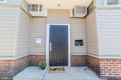 Multifamily For Sale - 441 Sharon Avenue<br/> Delaware County, SHARON HILL, PA 19079