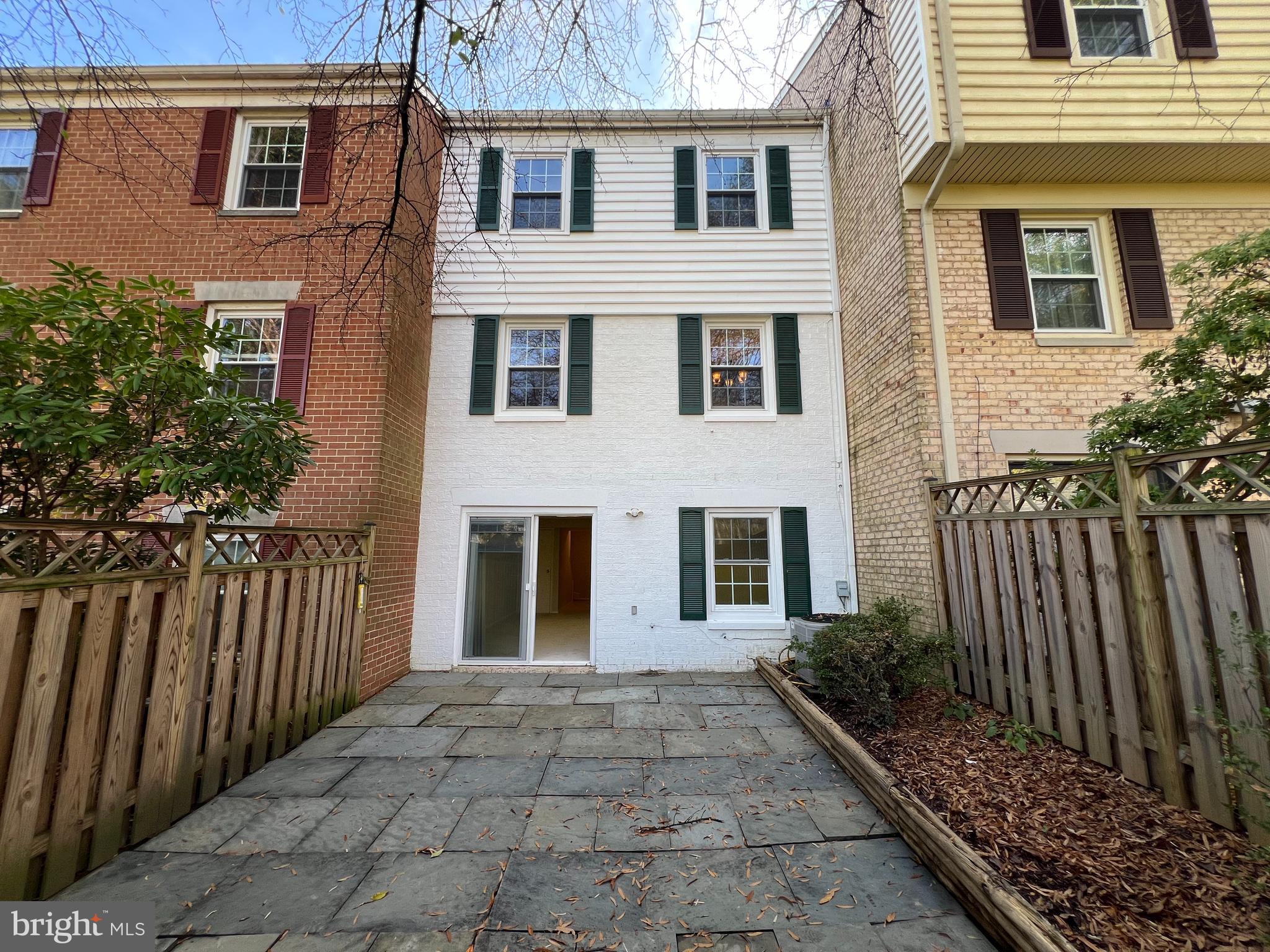 DIAMOND FARM - Residential