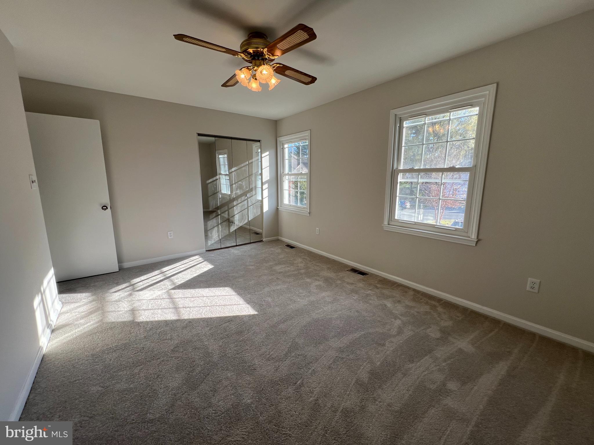 DIAMOND FARM - Residential