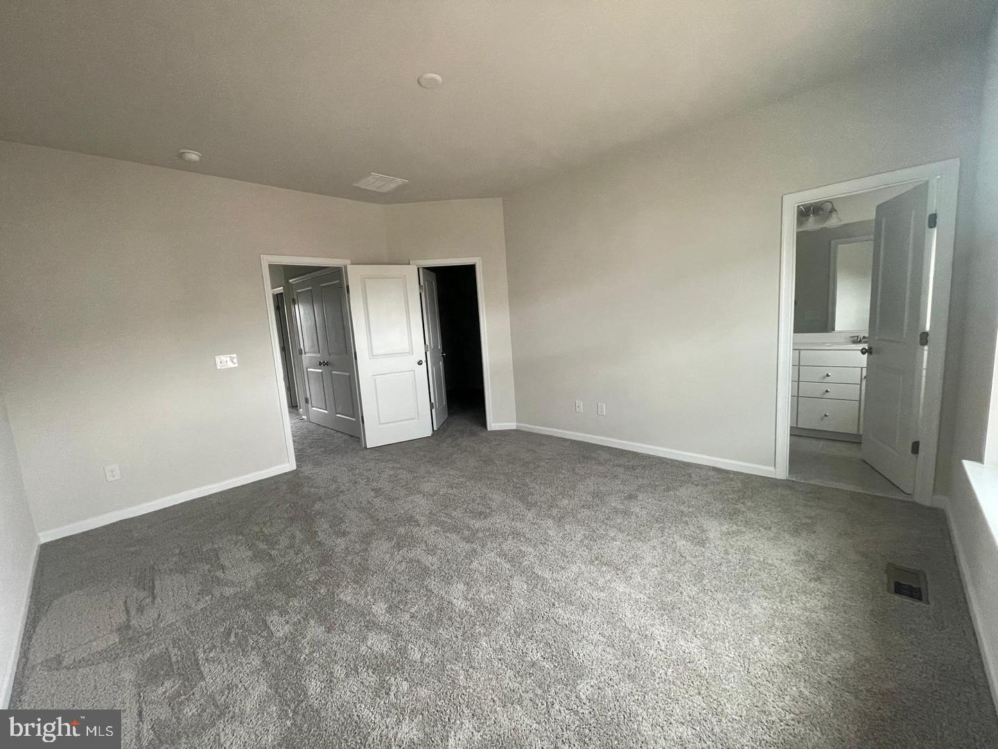 9389 BARNES LOOP