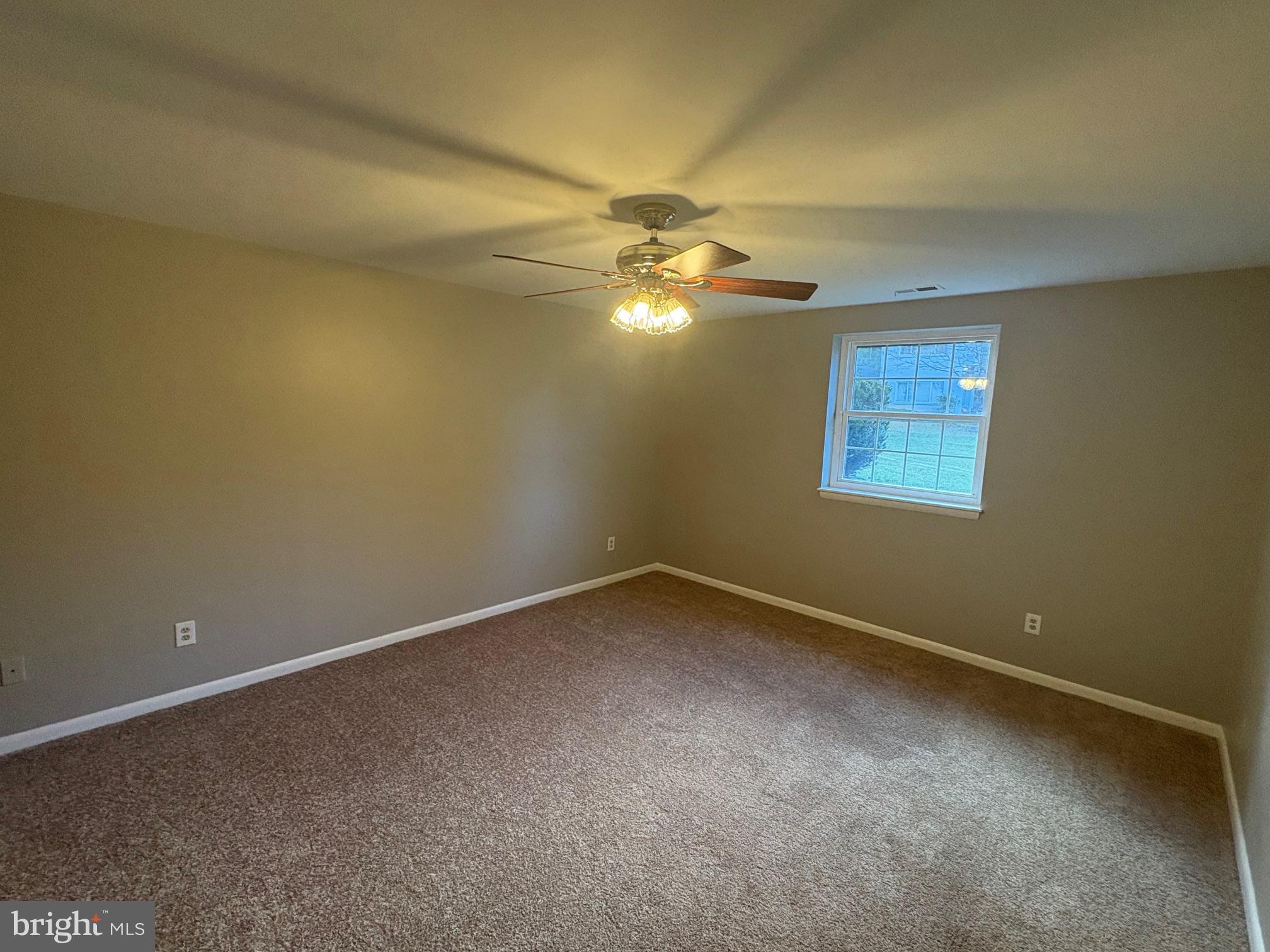 BROOKING COURT GARDEN - Residential Lease