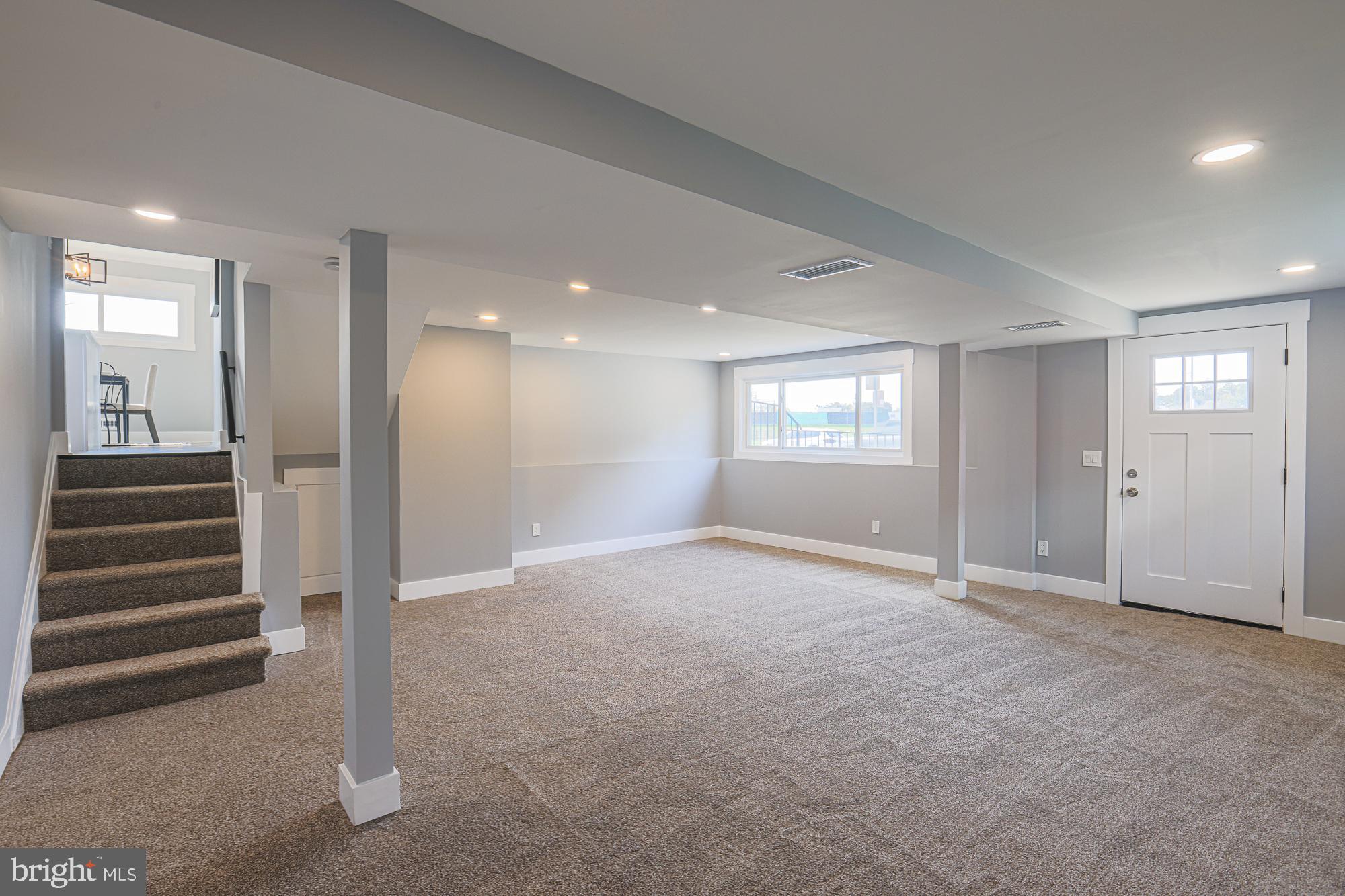 MILFORD RIDGE - Residential