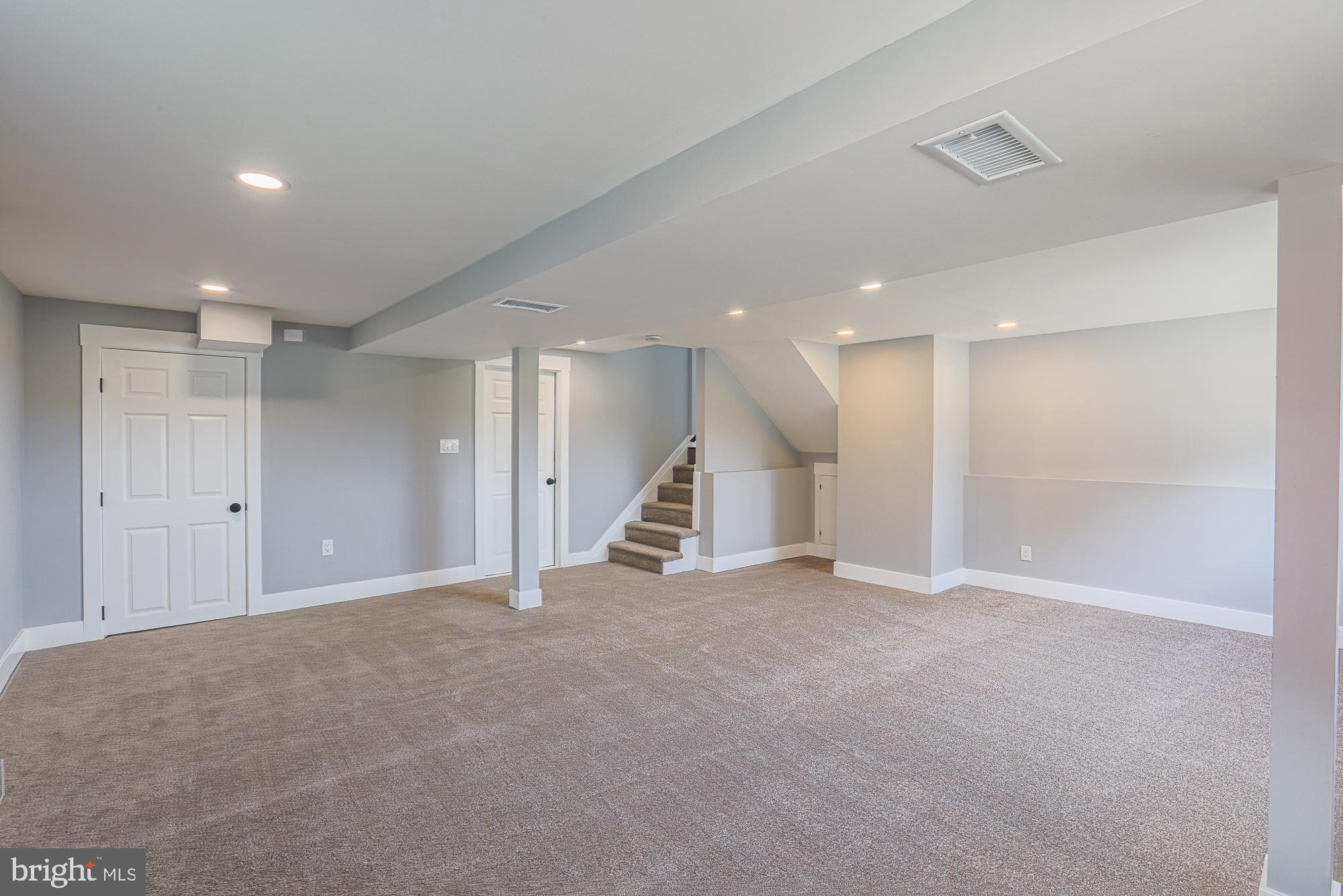 MILFORD RIDGE - Residential