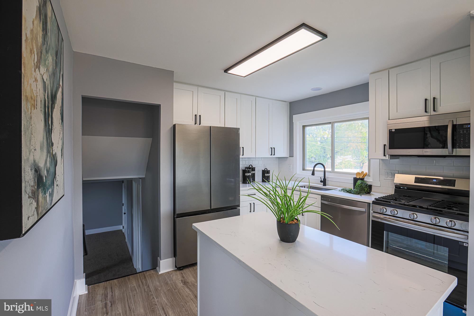 MILFORD RIDGE - Residential