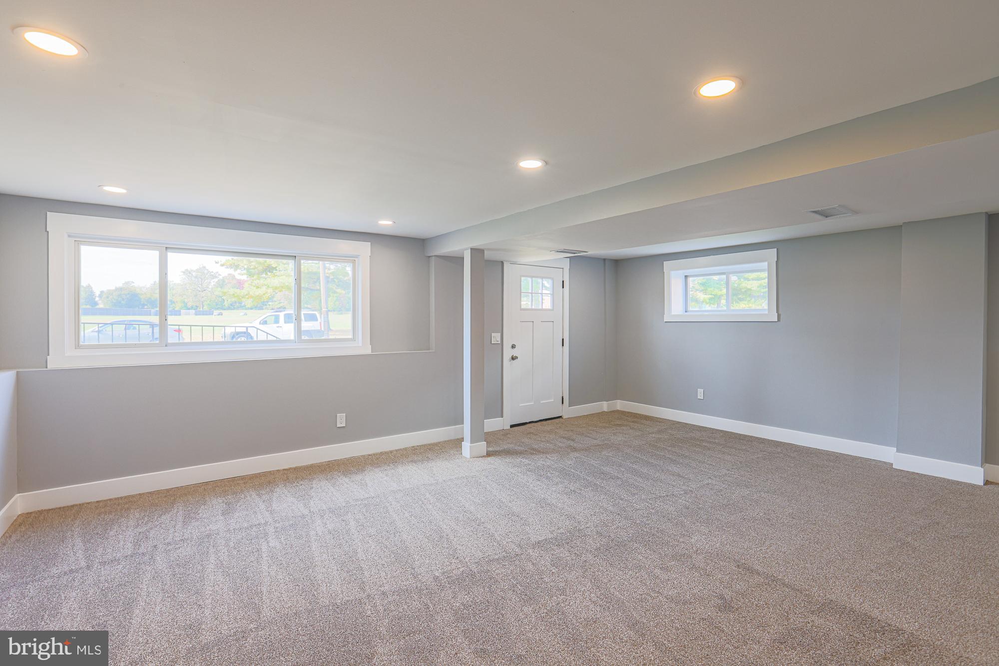 MILFORD RIDGE - Residential