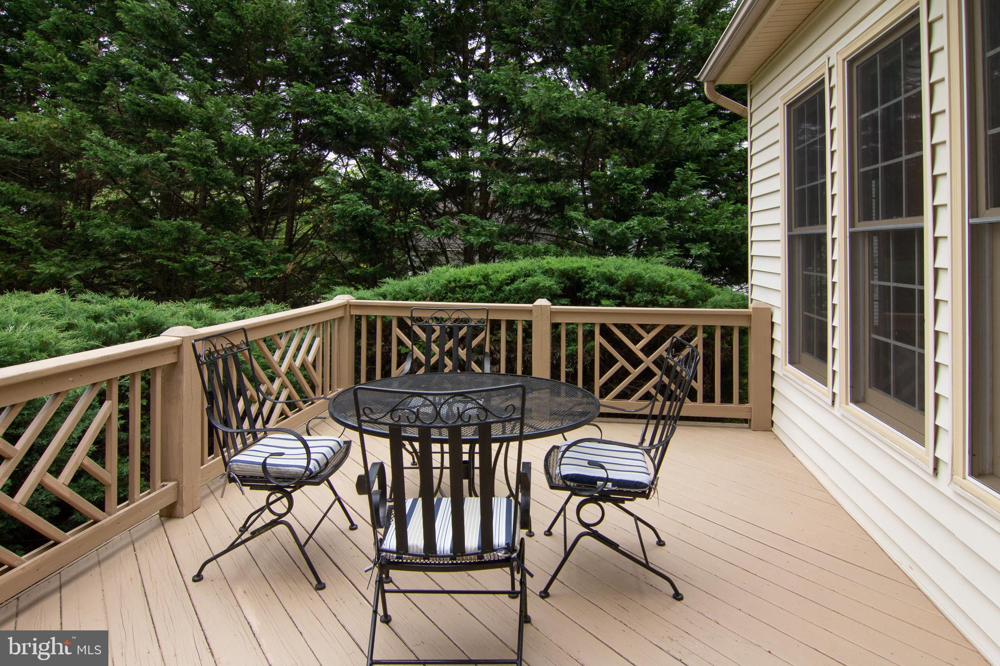 WAVERLY WOODS - Residential