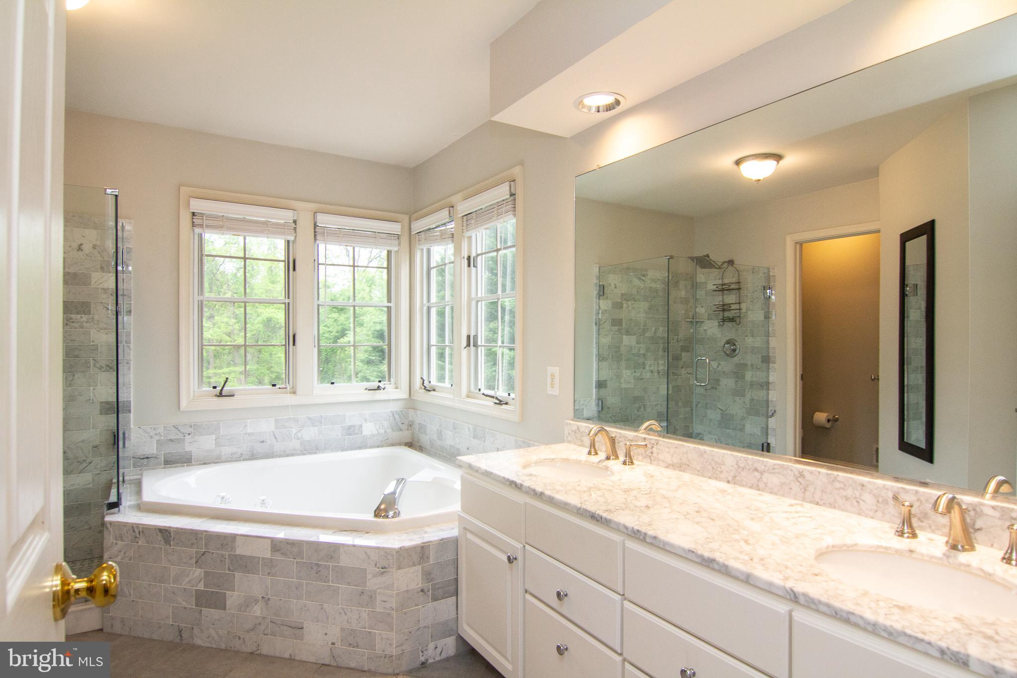 WAVERLY WOODS - Residential