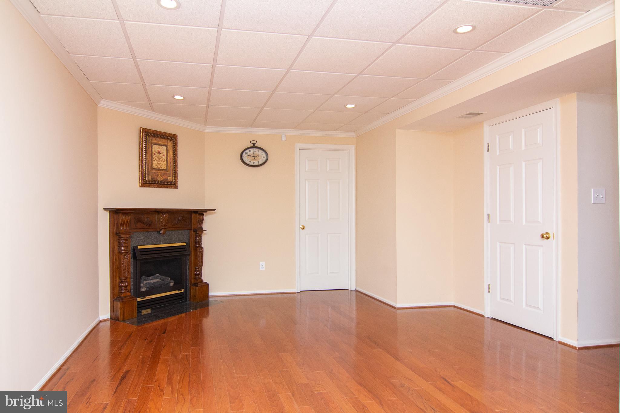 WAVERLY WOODS - Residential