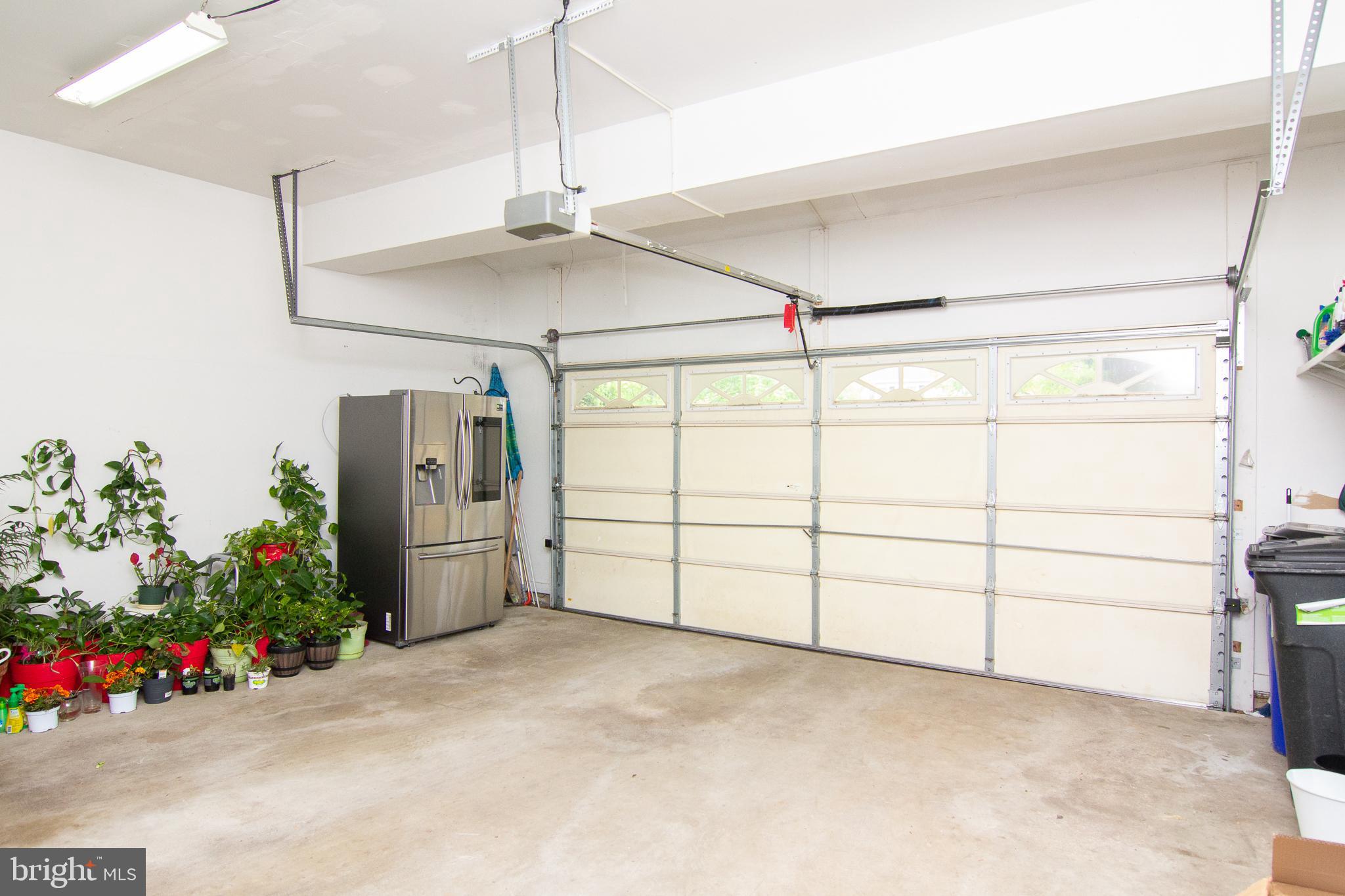 WAVERLY WOODS - Residential