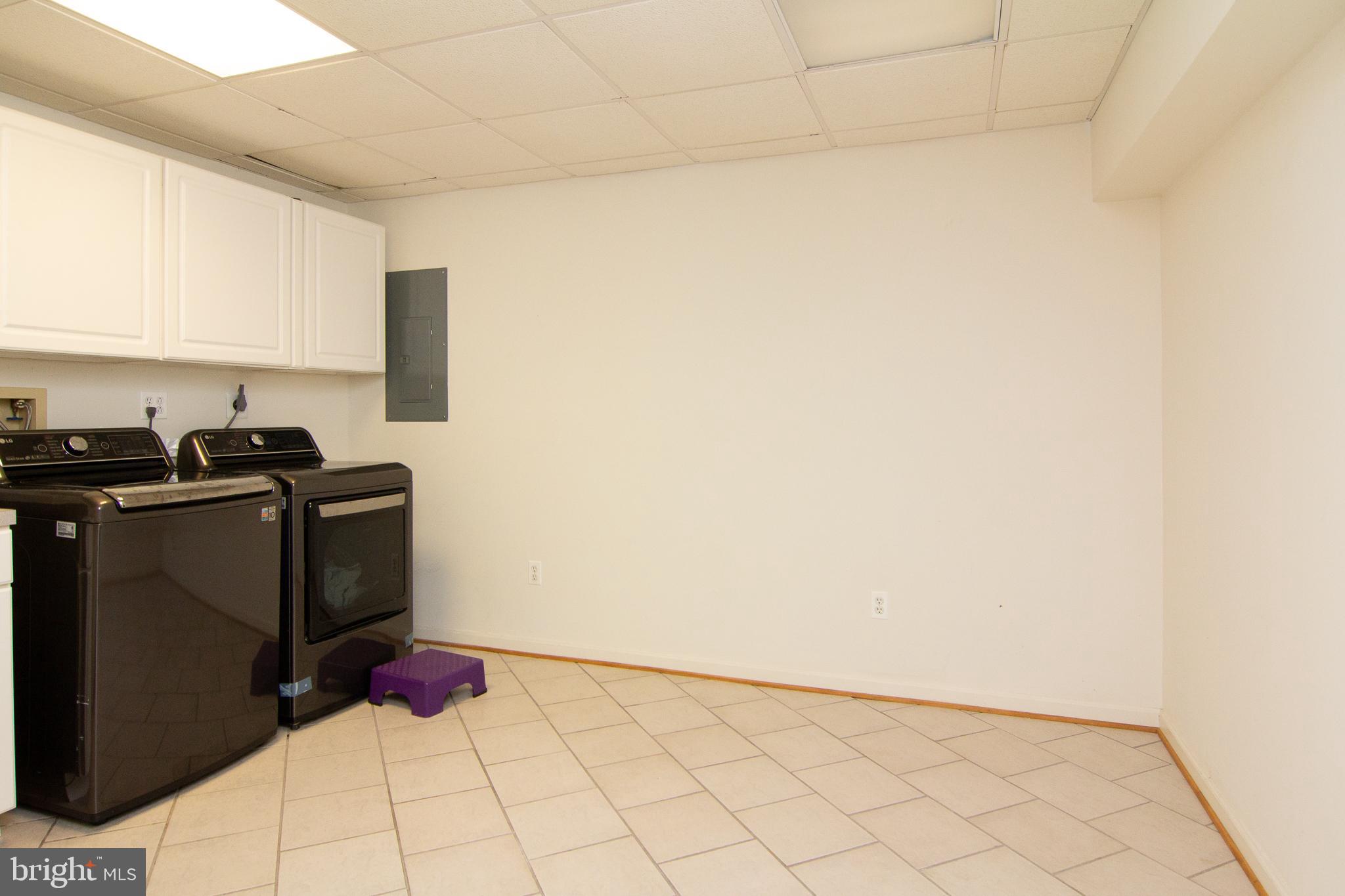 WAVERLY WOODS - Residential