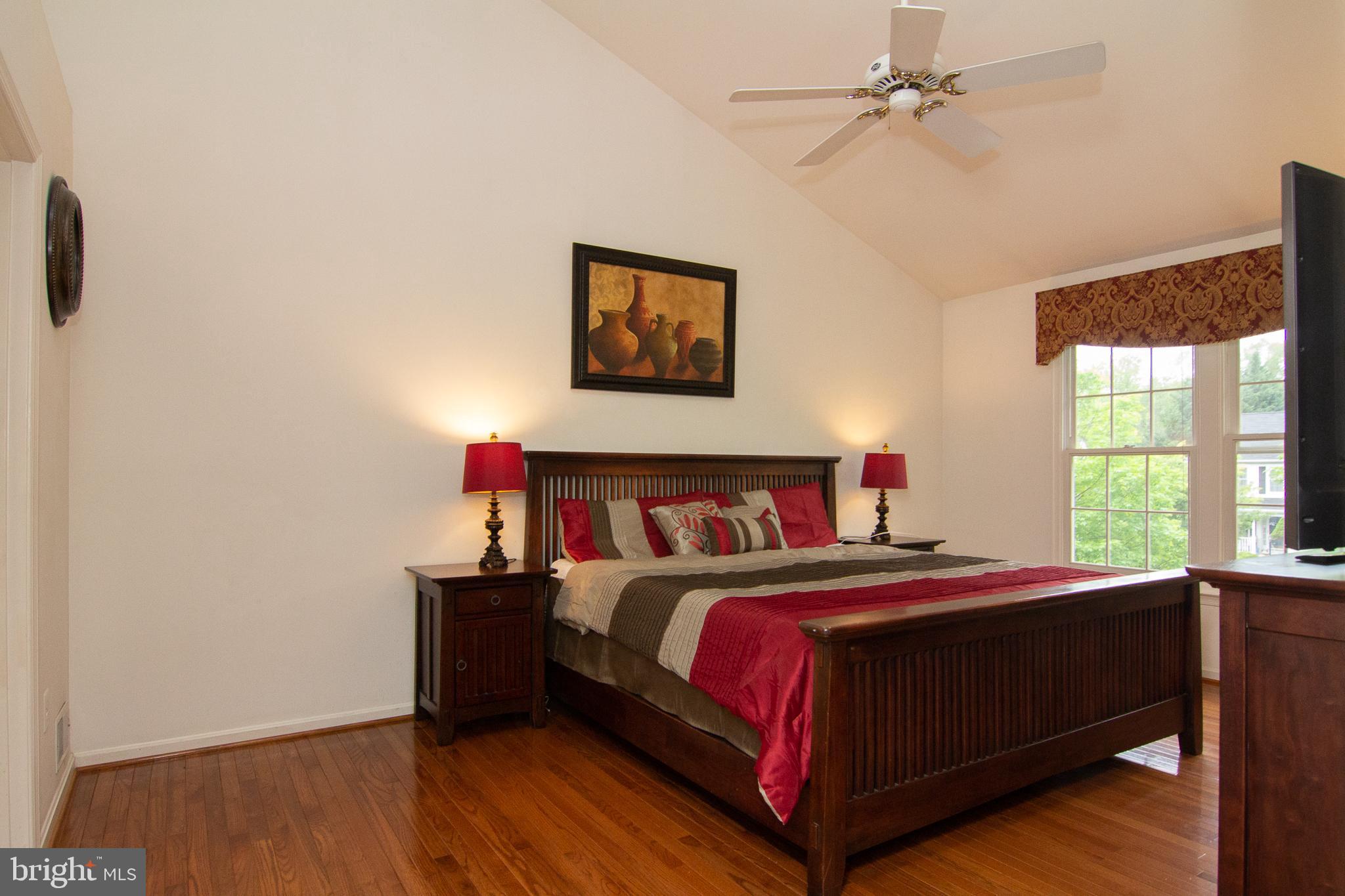 WAVERLY WOODS - Residential