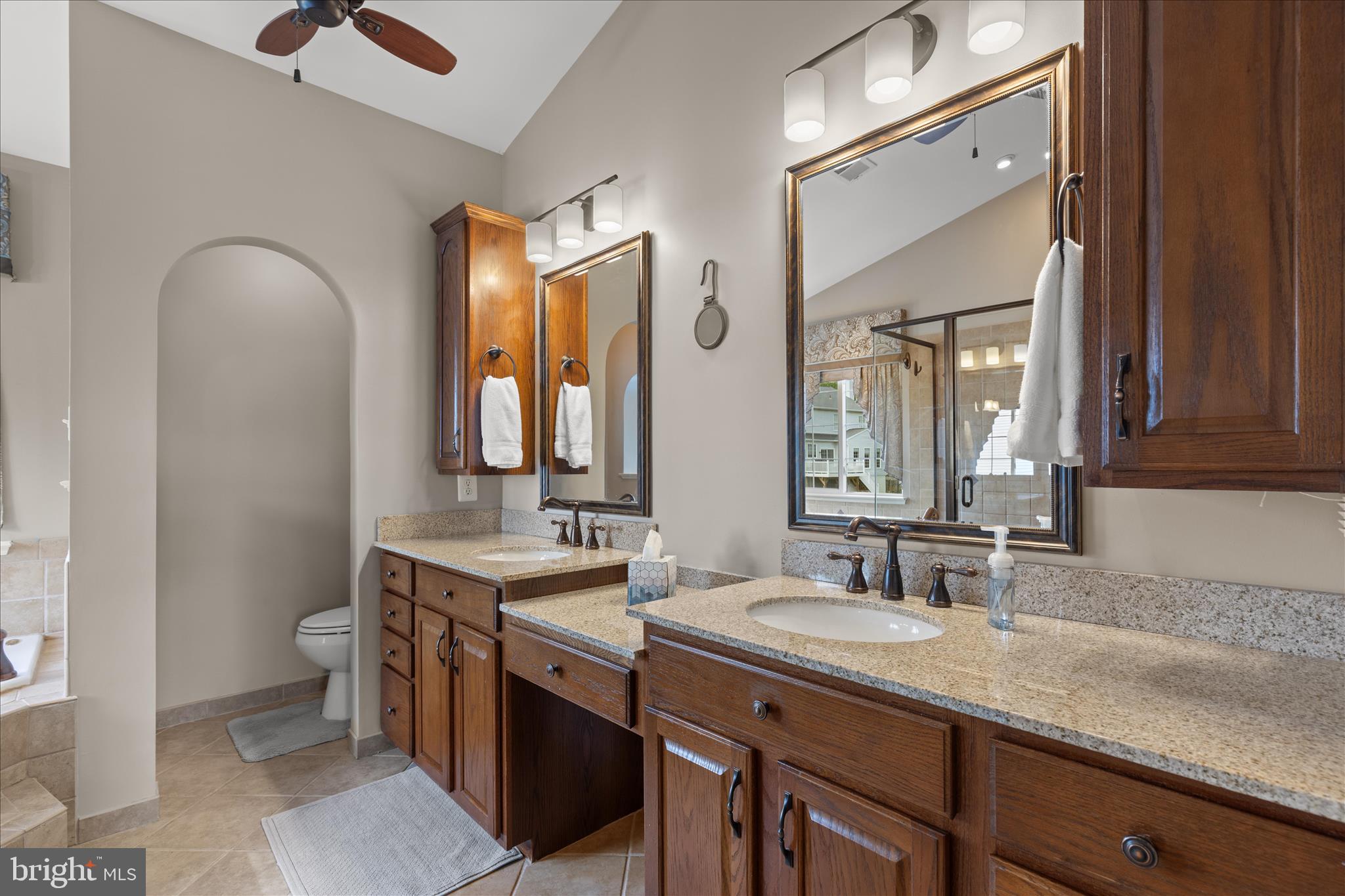 CANTER FARMS - Residential