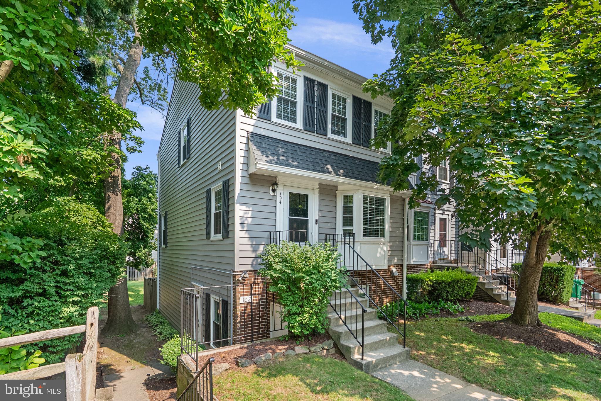104 BARNSFIELD COURT 225