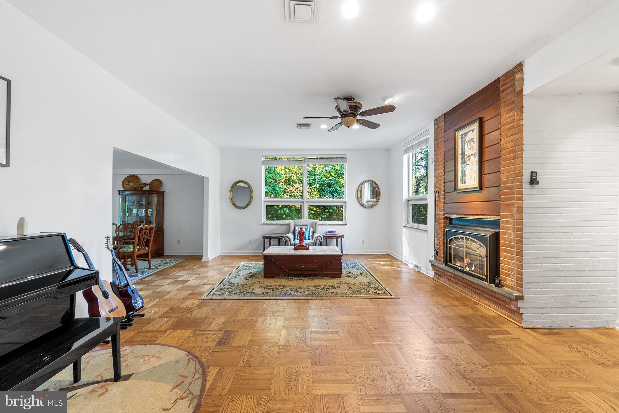 OLD WYNCOTE - Residential