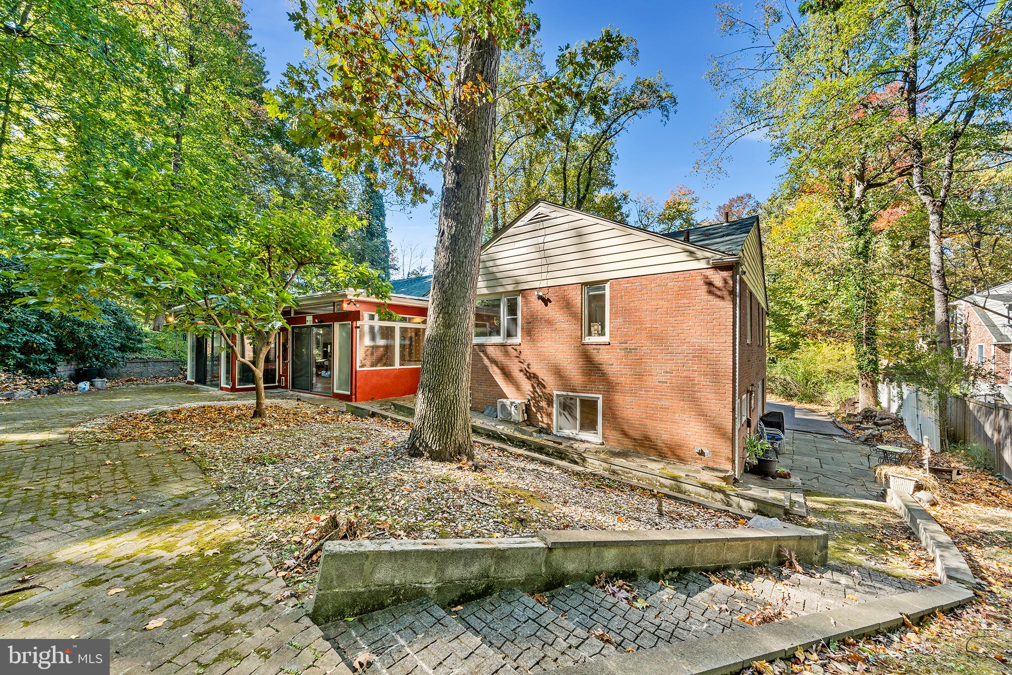 OLD WYNCOTE - Residential