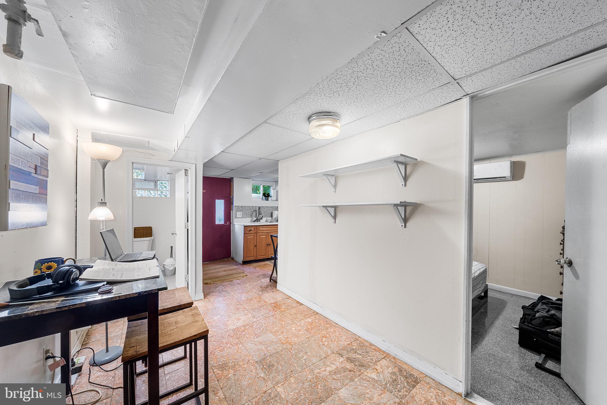 OLD WYNCOTE - Residential