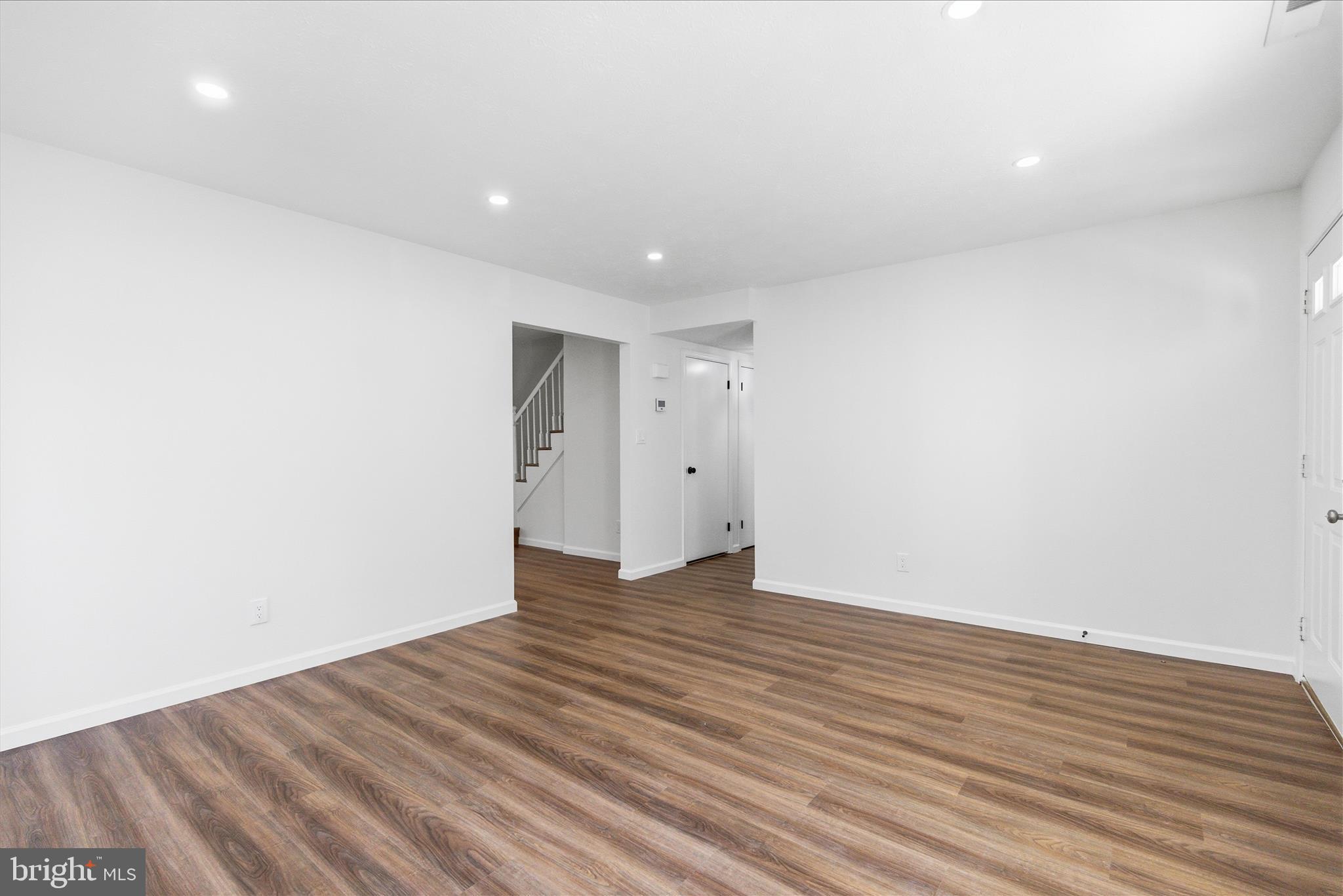 HICKORY NUT OF WILDEWOOD - Residential