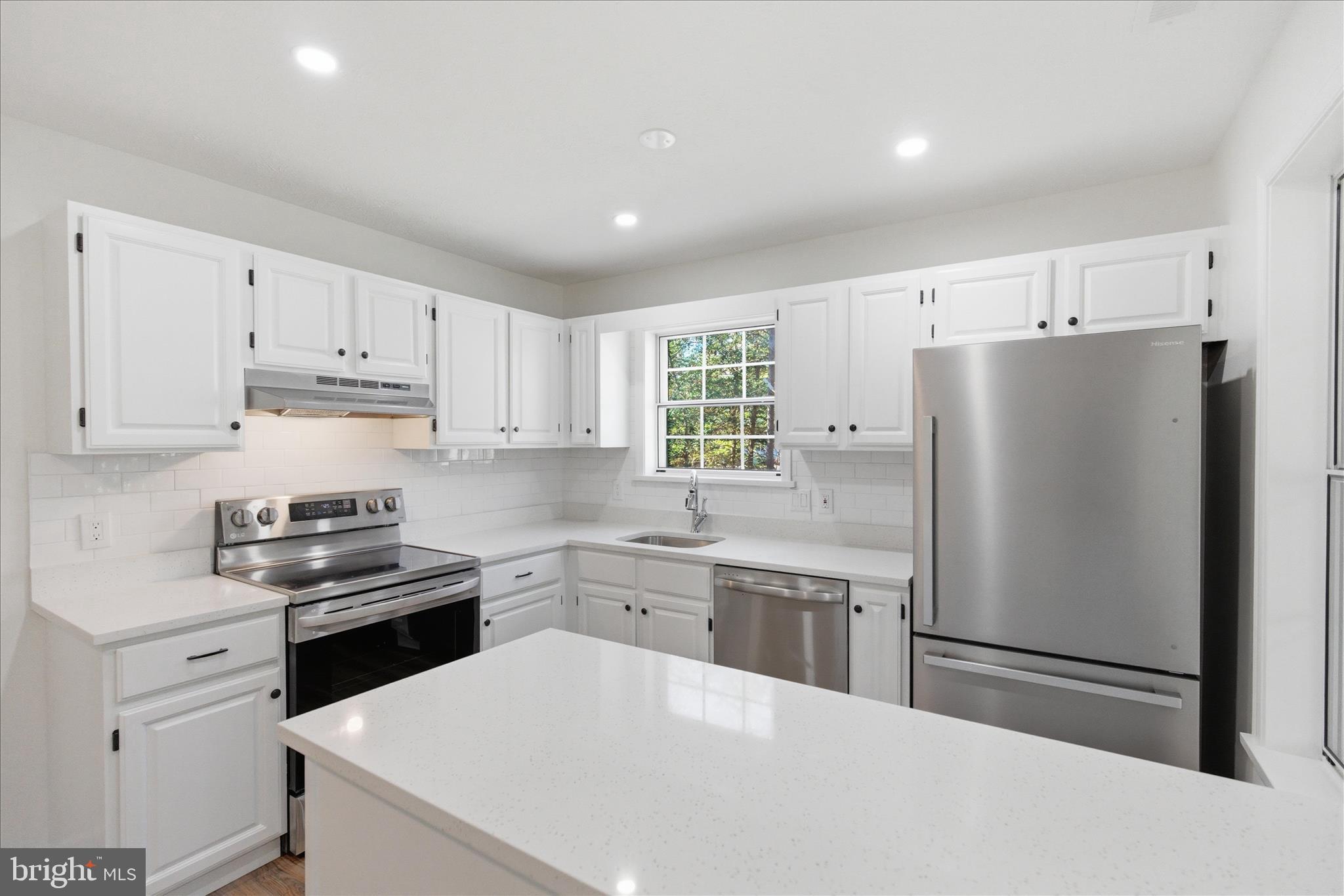 HICKORY NUT OF WILDEWOOD - Residential