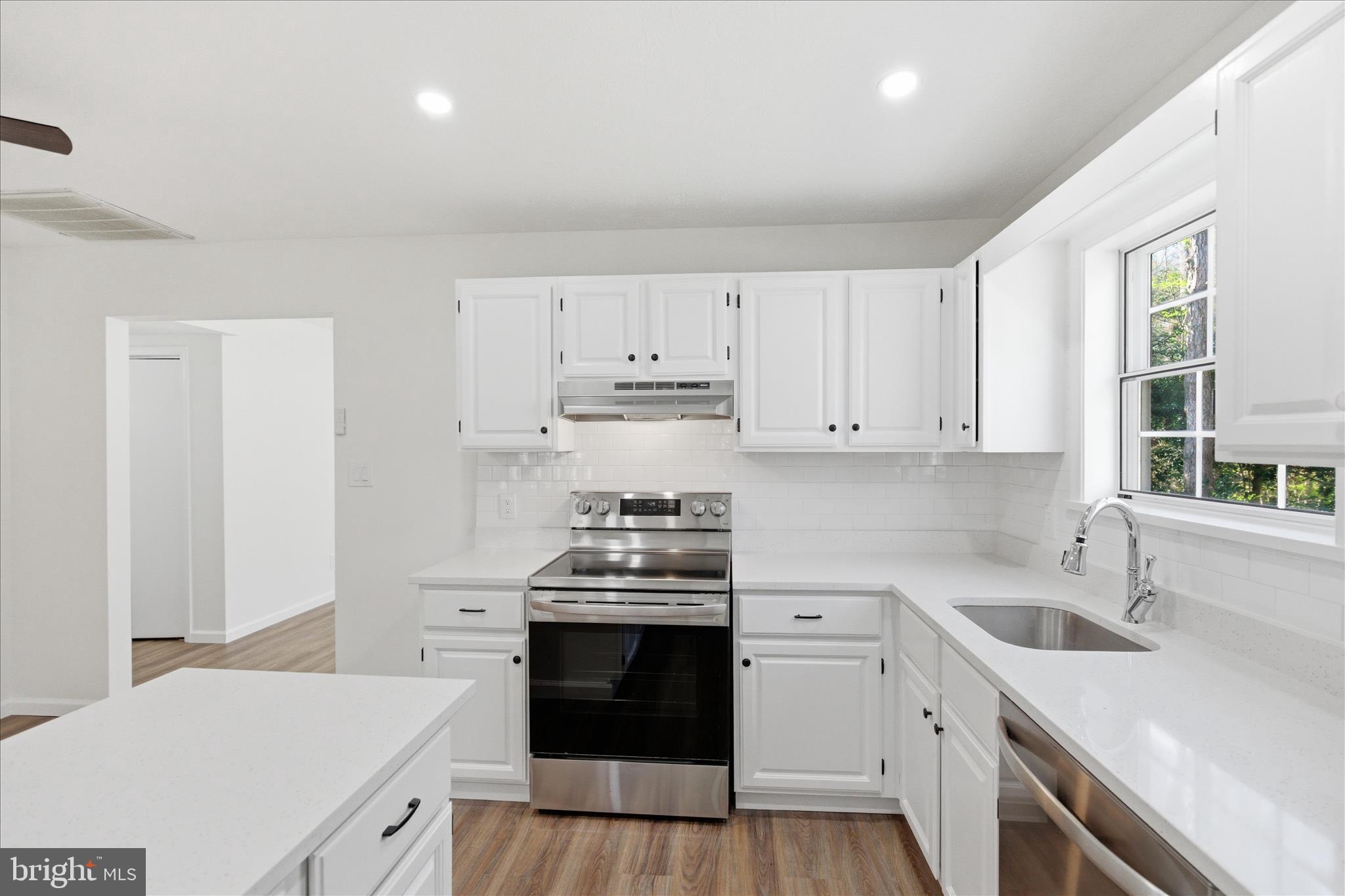 HICKORY NUT OF WILDEWOOD - Residential