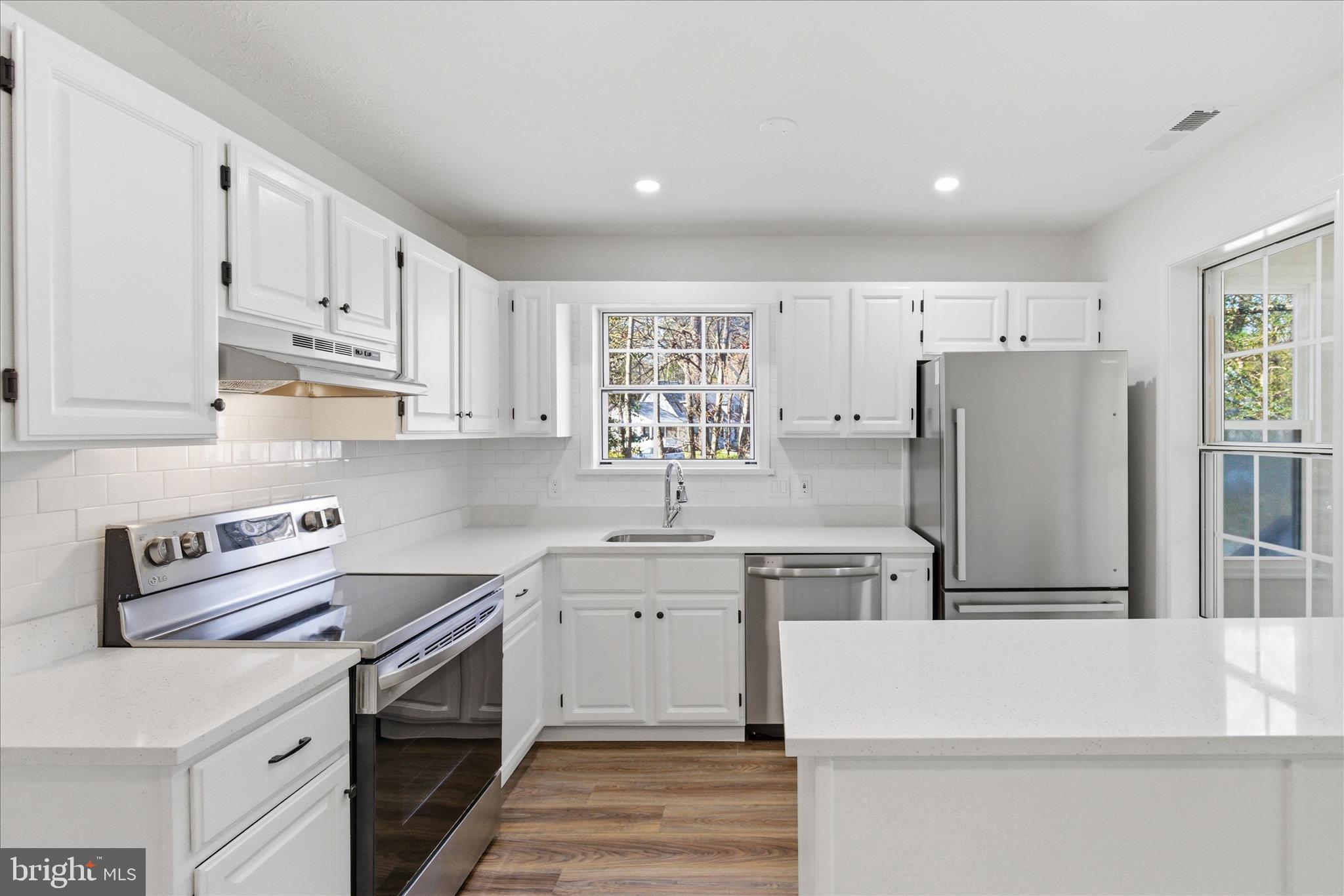 HICKORY NUT OF WILDEWOOD - Residential