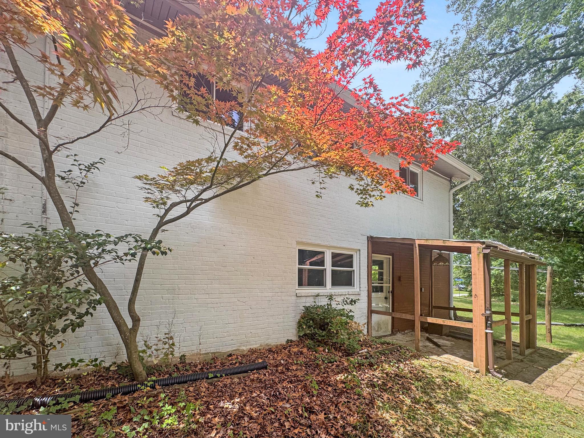 3905 SULGRAVE DRIVE