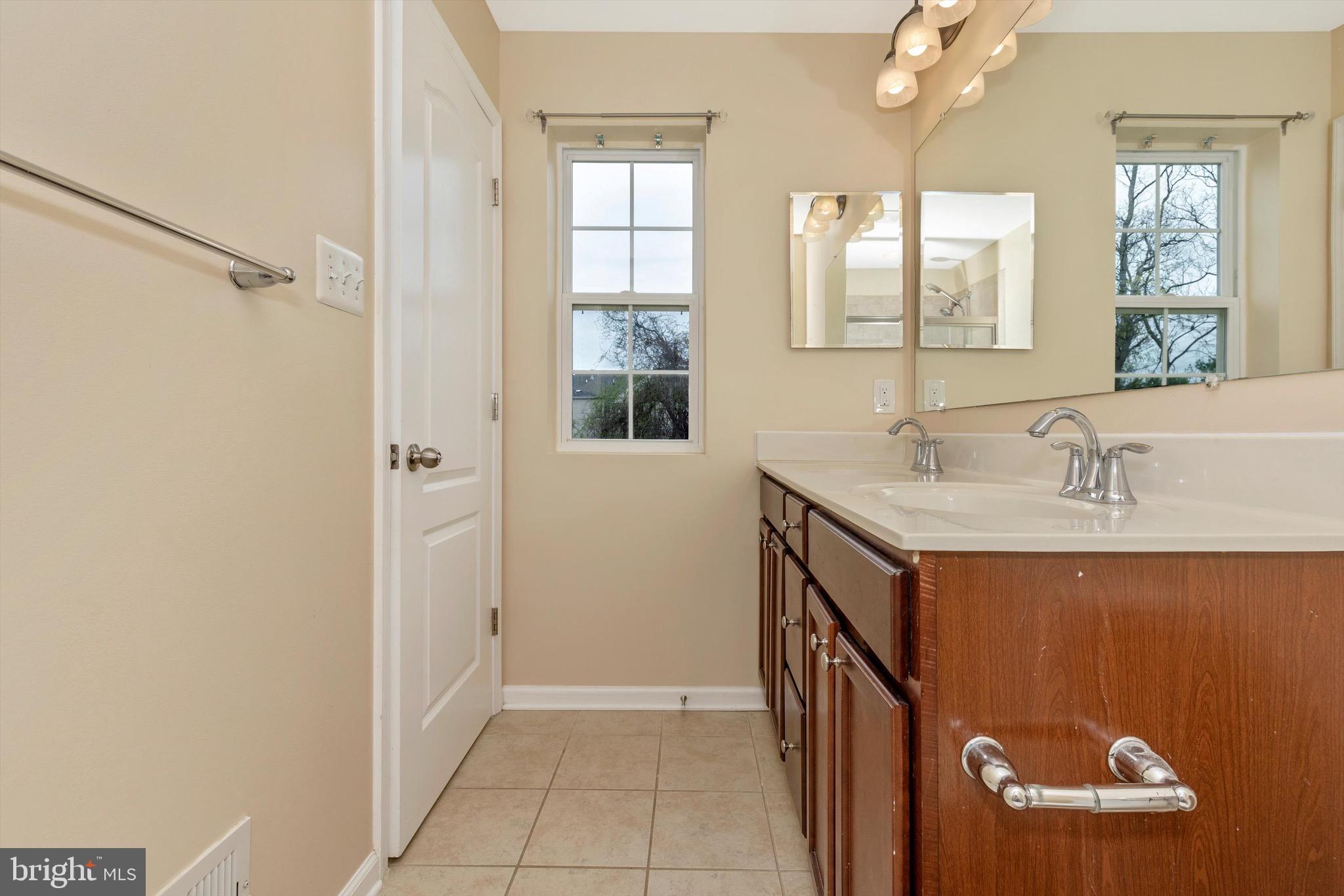 SPRING RIDGE - Residential Lease