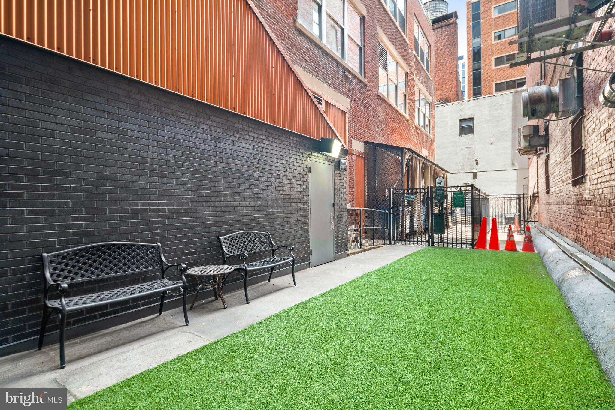 CENTER CITY - Residential