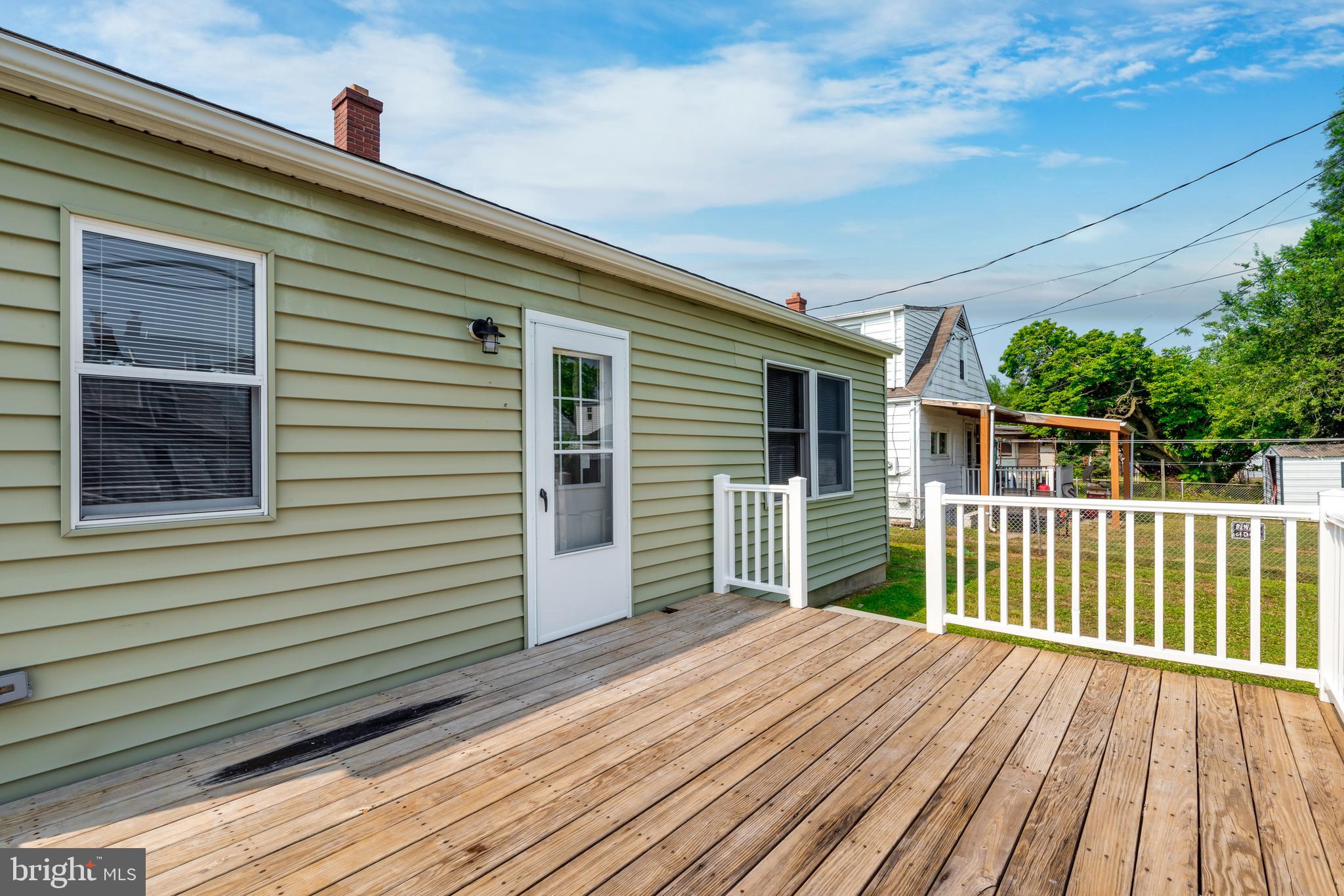 WATERSEDGE - Residential