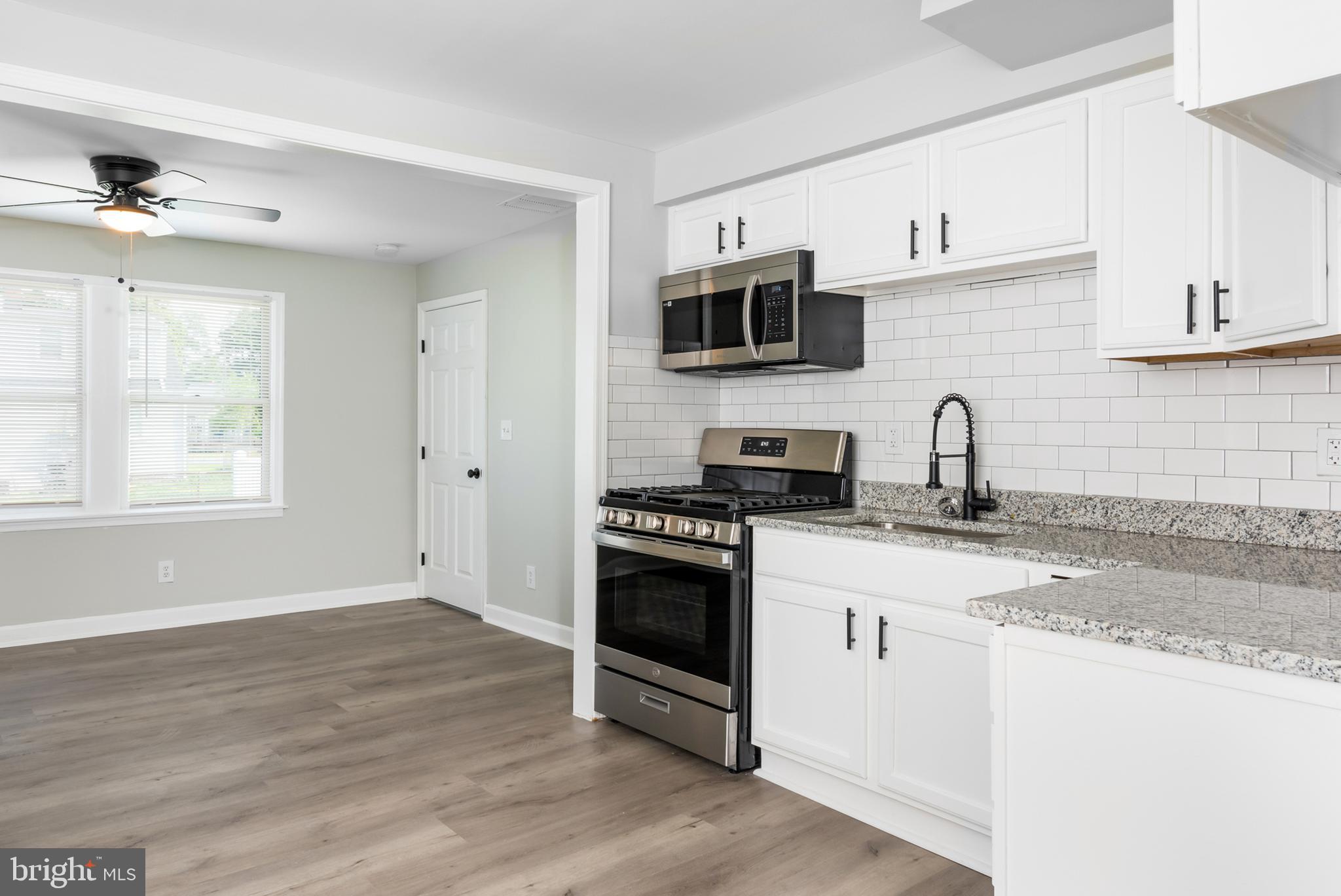 WATERSEDGE - Residential