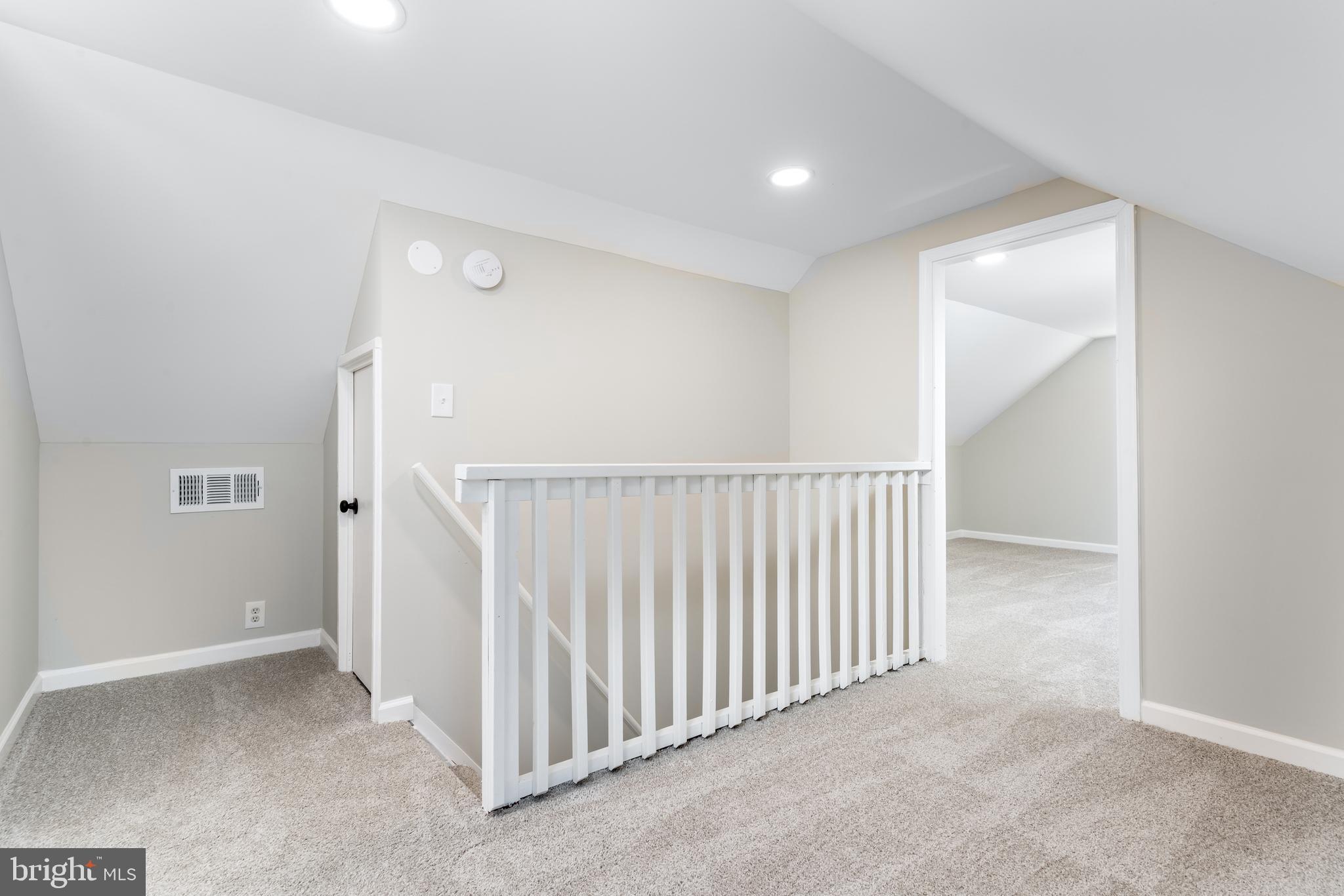 WATERSEDGE - Residential