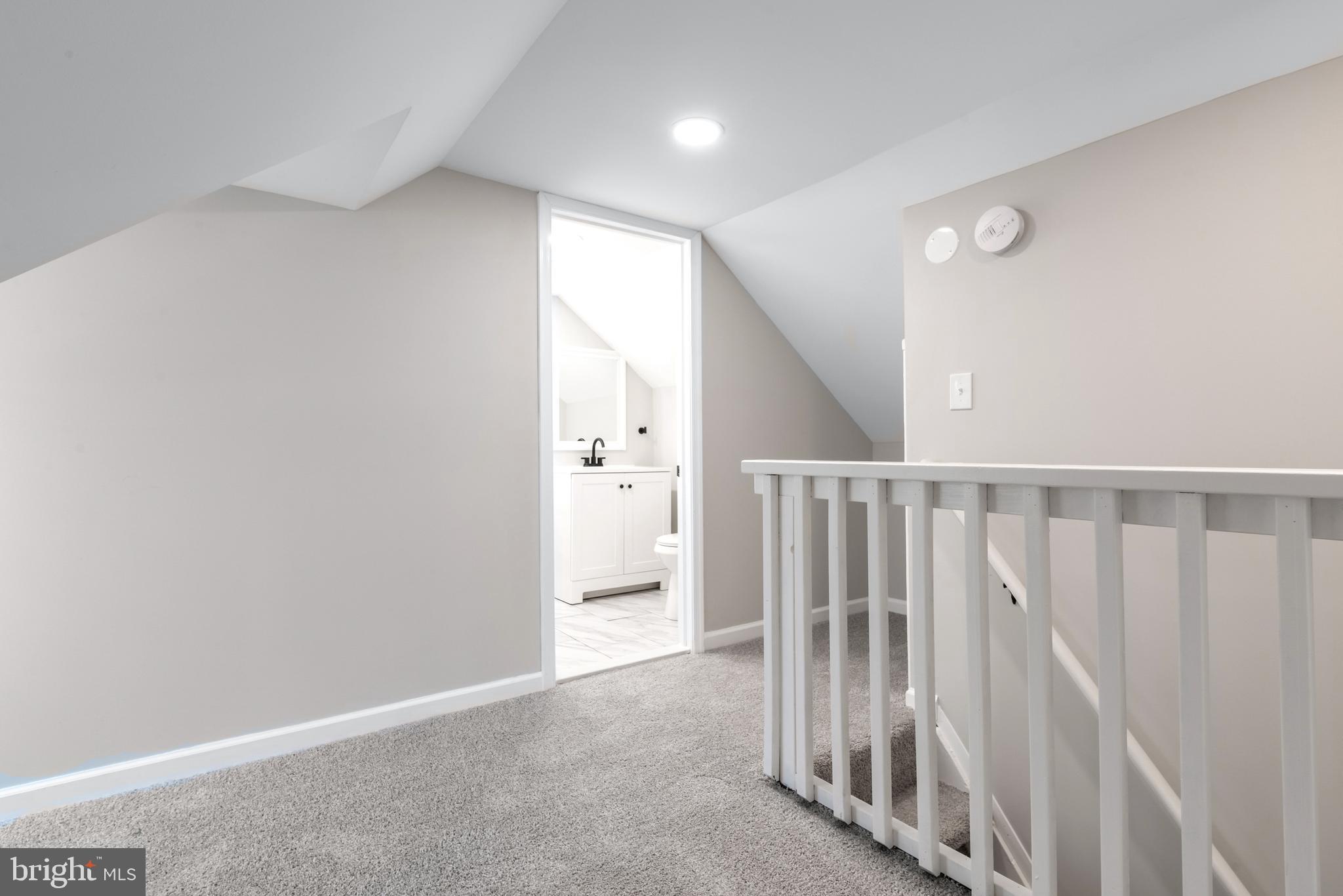 WATERSEDGE - Residential