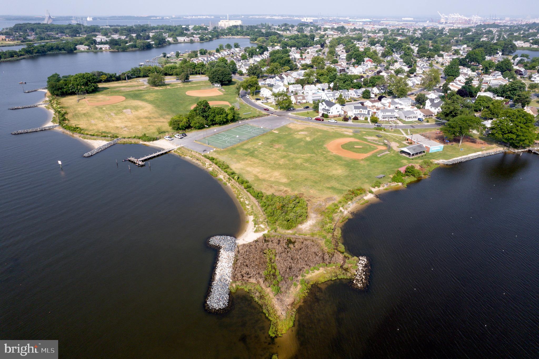 WATERSEDGE - Residential