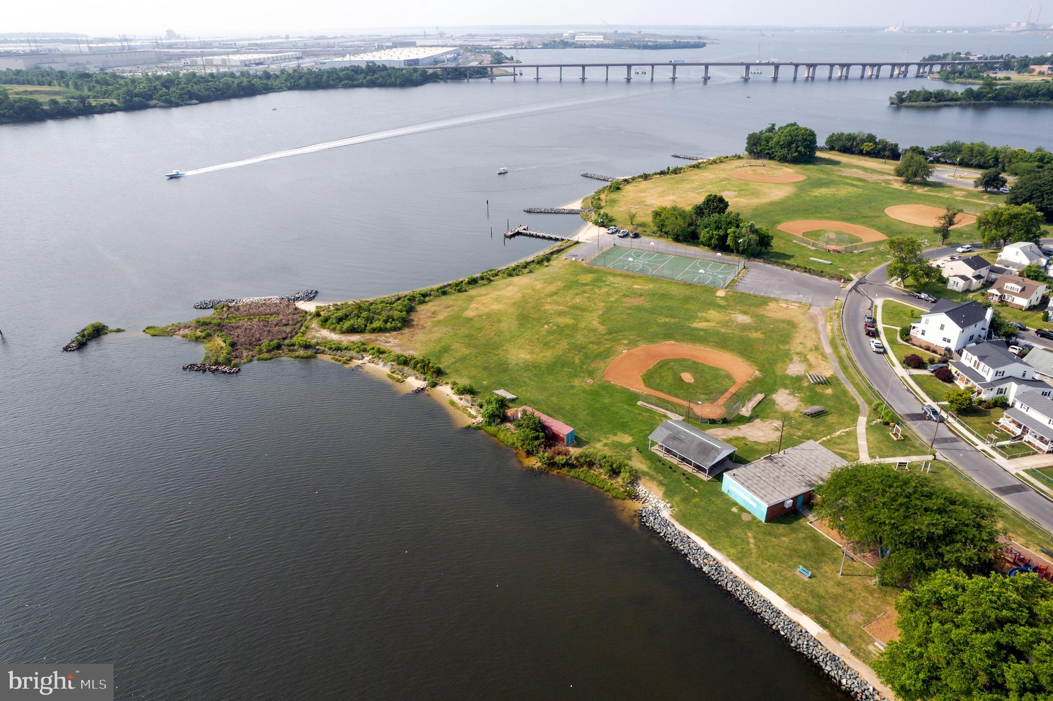 WATERSEDGE - Residential