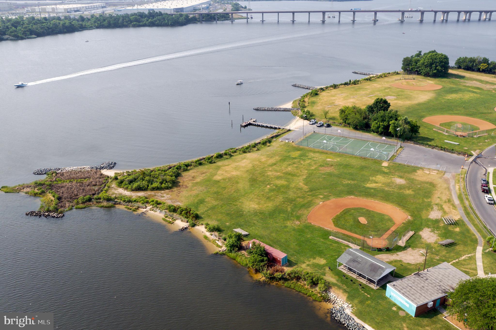 WATERSEDGE - Residential