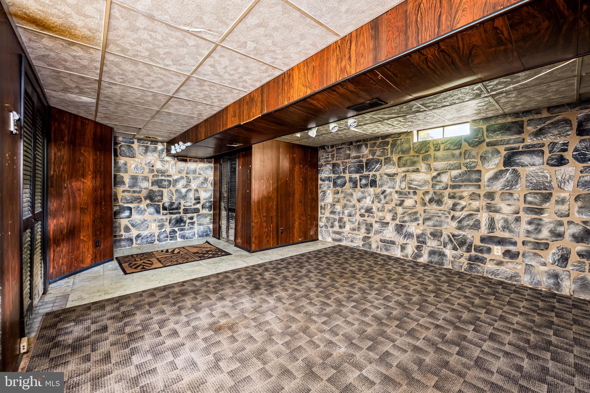 BROOKSHIRE - Residential